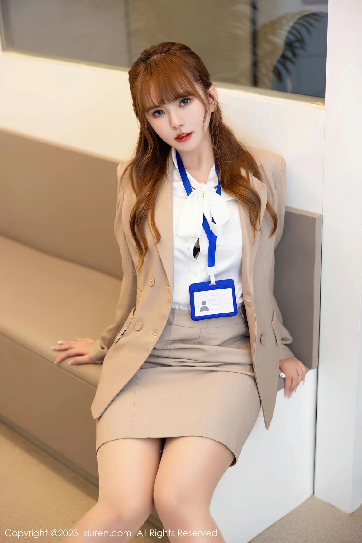 XiuRen 秀人 No.7073 张思允Nice Ol职业装性感写真 [90P]插图5