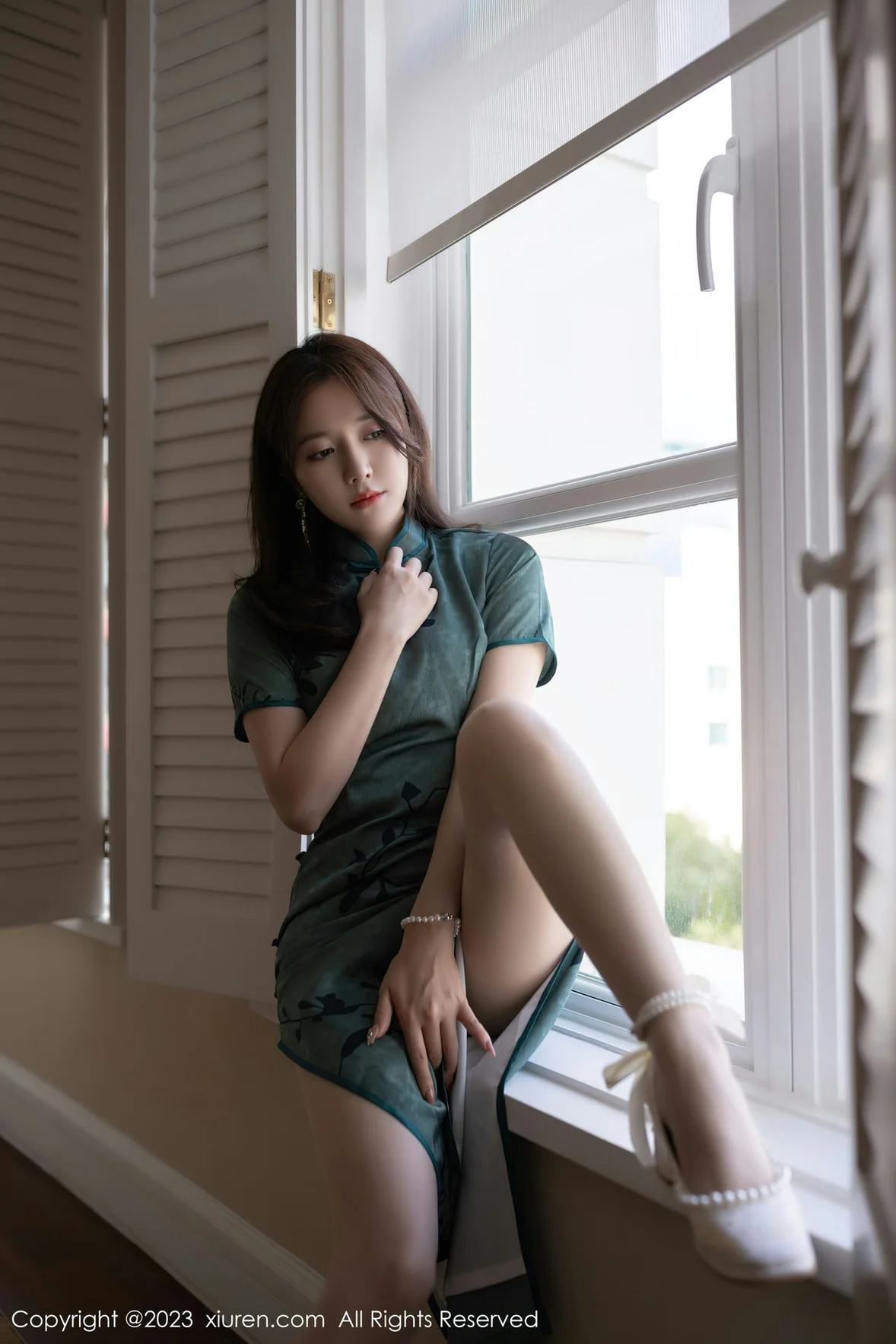 XiuRen 秀人 No.6893 鱼子酱Fish 旗袍写真巴厘岛旅拍 [82P]插图2