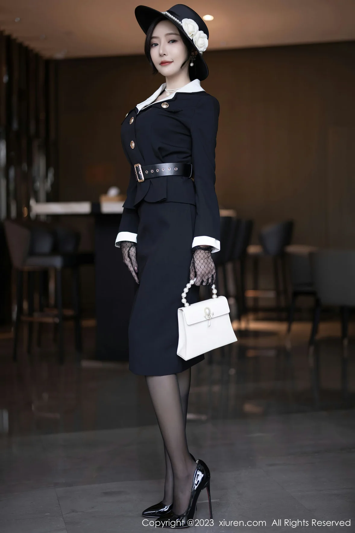 XiuRen 秀人 No.7048 王馨瑶yanni 气质高跟黑丝 [82P]插图5