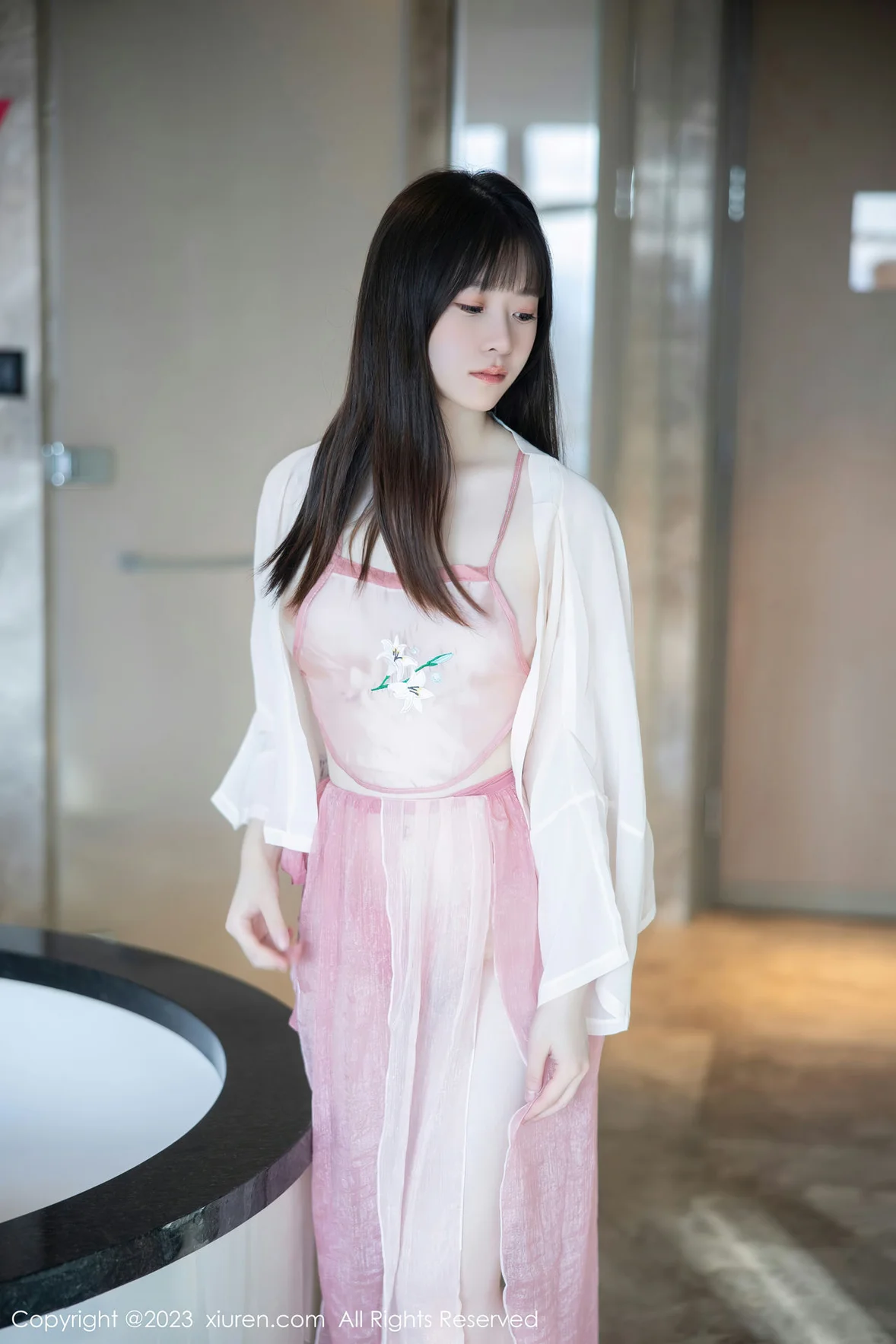 XiuRen 秀人 No.6926 林悠悠 首套写真粉色古装 [78P]|图集秀