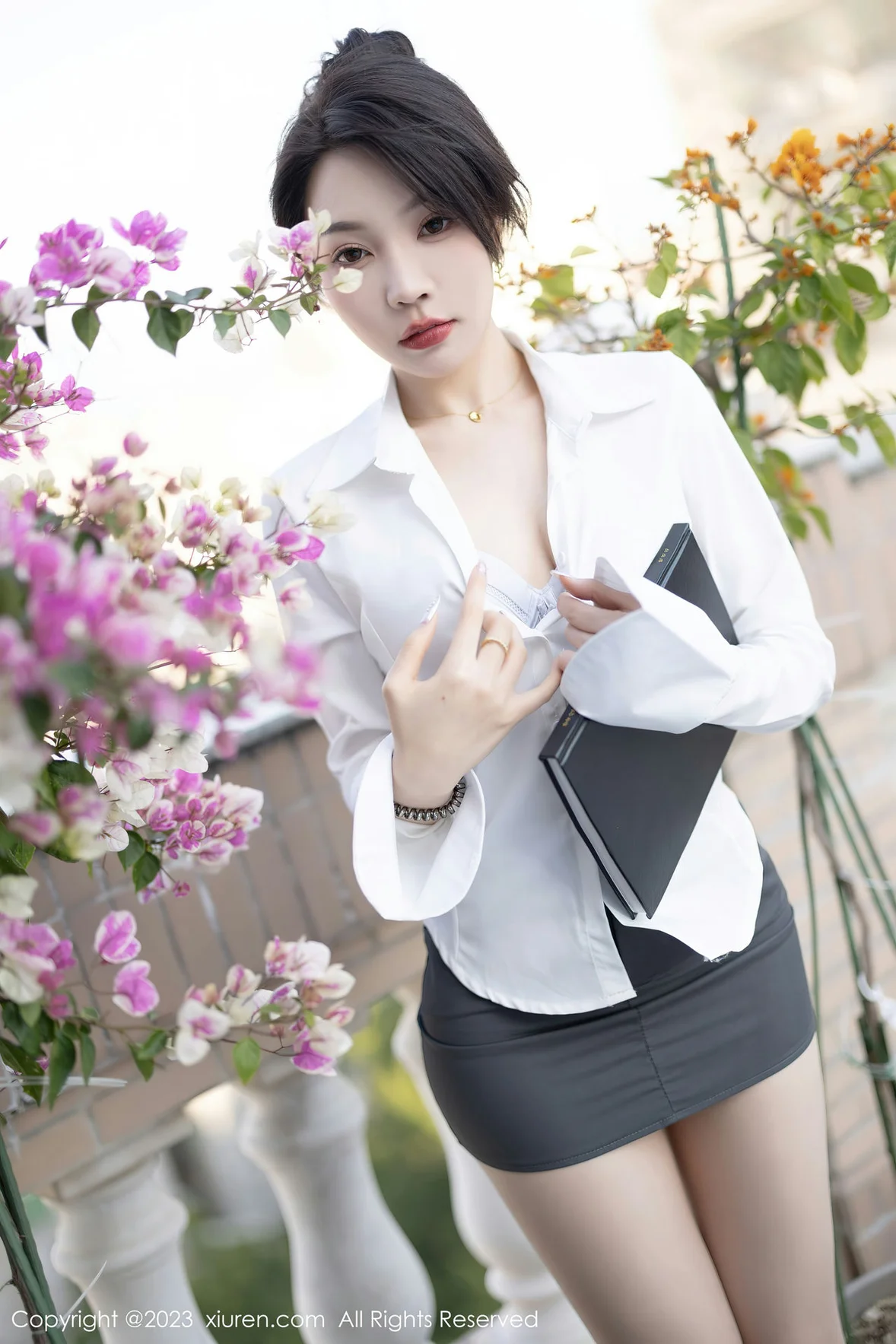 XiuRen 秀人 No.7002 徐莉芝Booty 诱人原色丝袜海南岛旅拍 [85P]插图2