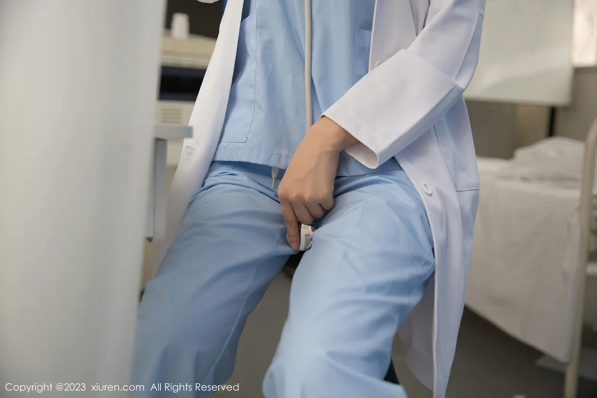 XiuRen 秀人 No.6849 绮里嘉ula 美女医生装扮性感写真 [84P]插图3