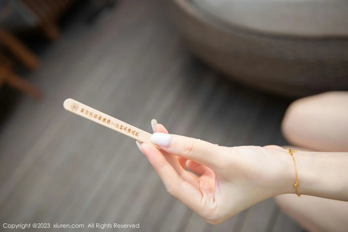 XiuRen 秀人 No.7221 是小逗逗 抽签小游戏主题性感写真 [80P]插图