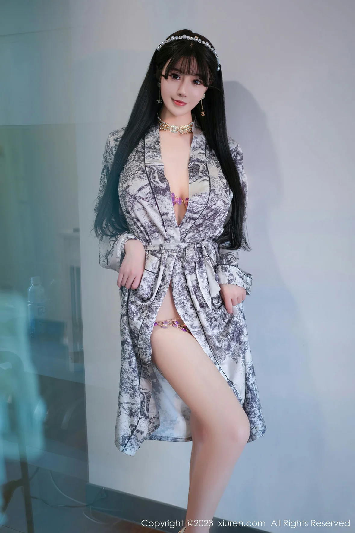 XiuRen 秀人 No.6932 朱可儿Flora 灰色睡袍性感写真 [71P]插图1