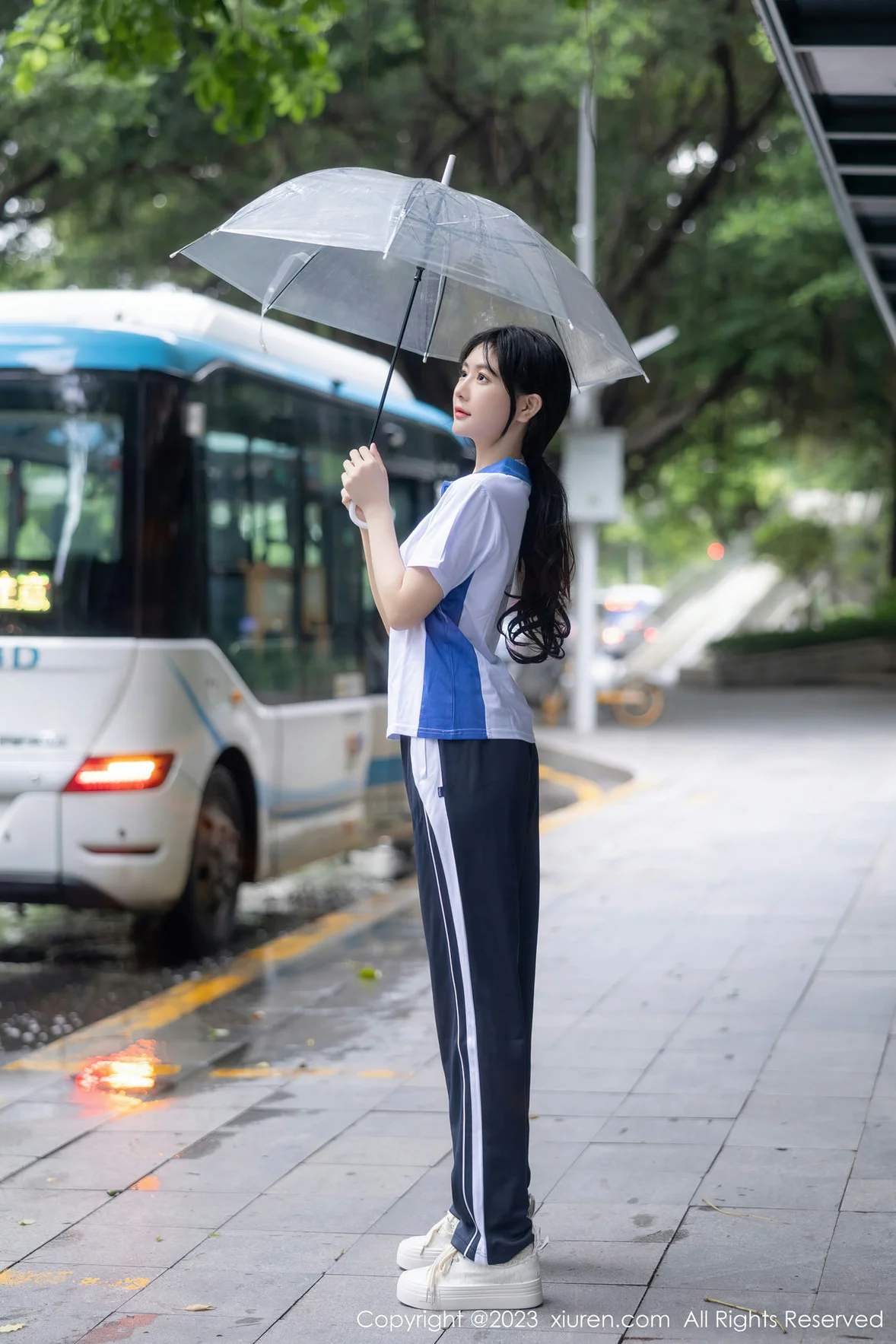 XiuRen 秀人 No.7085 幼幼 学生制服性感写真 [103P]插图2