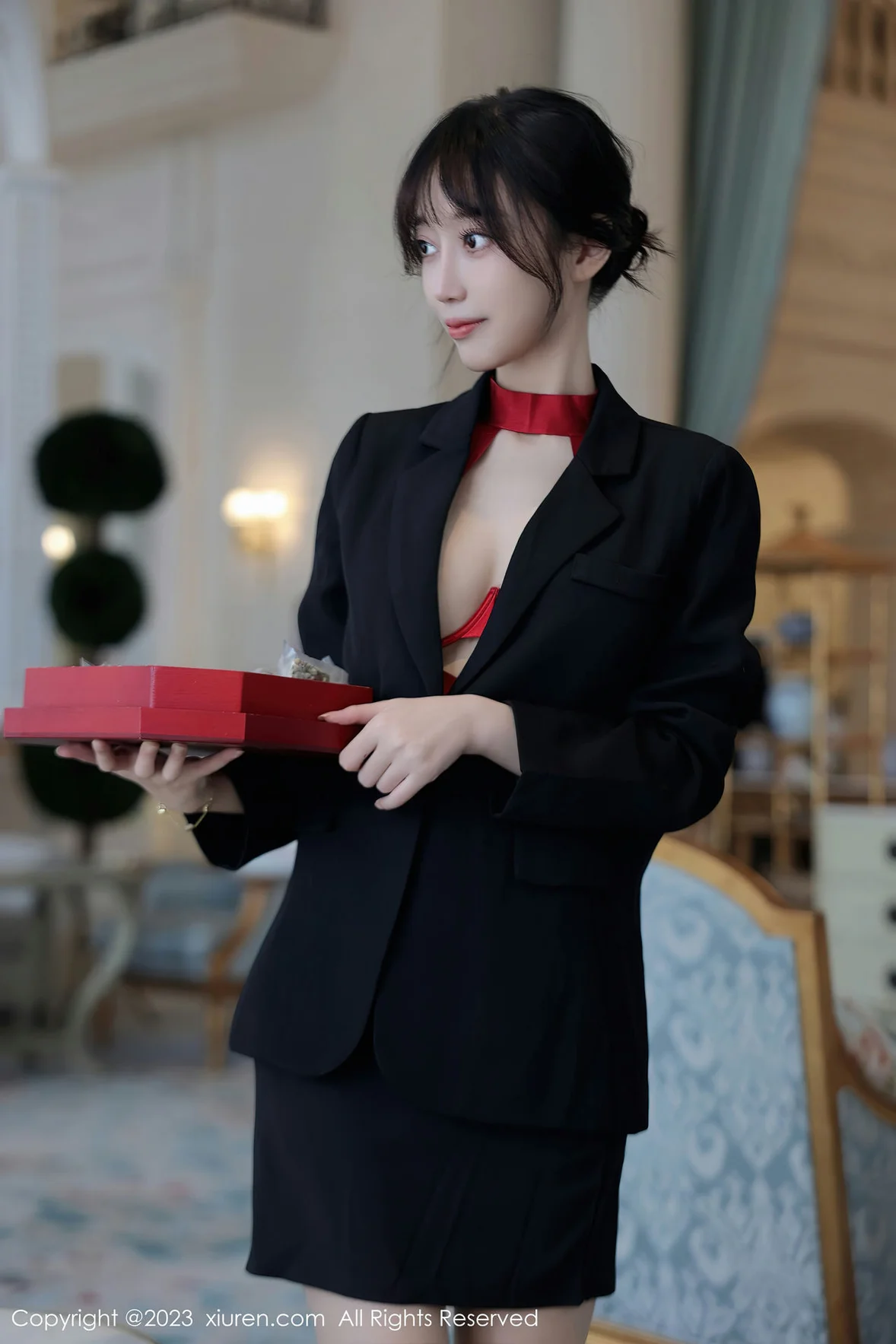 XiuRen 秀人 No.7102 玥儿玥er 红色情趣杭州旅拍 [64P]插图1