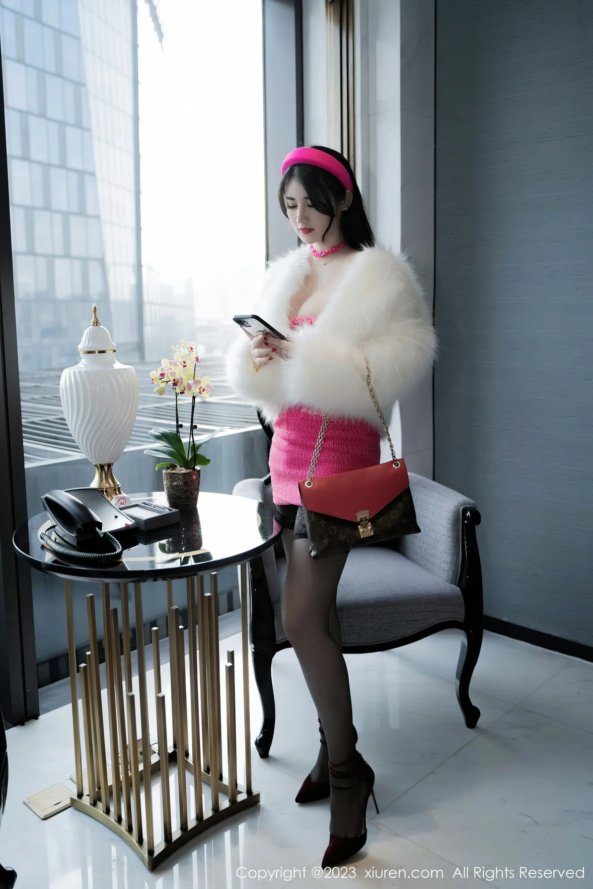 XiuRen 秀人 No.6830 诗诗kiki 魅惑黑丝性感写真 [50P]插图6