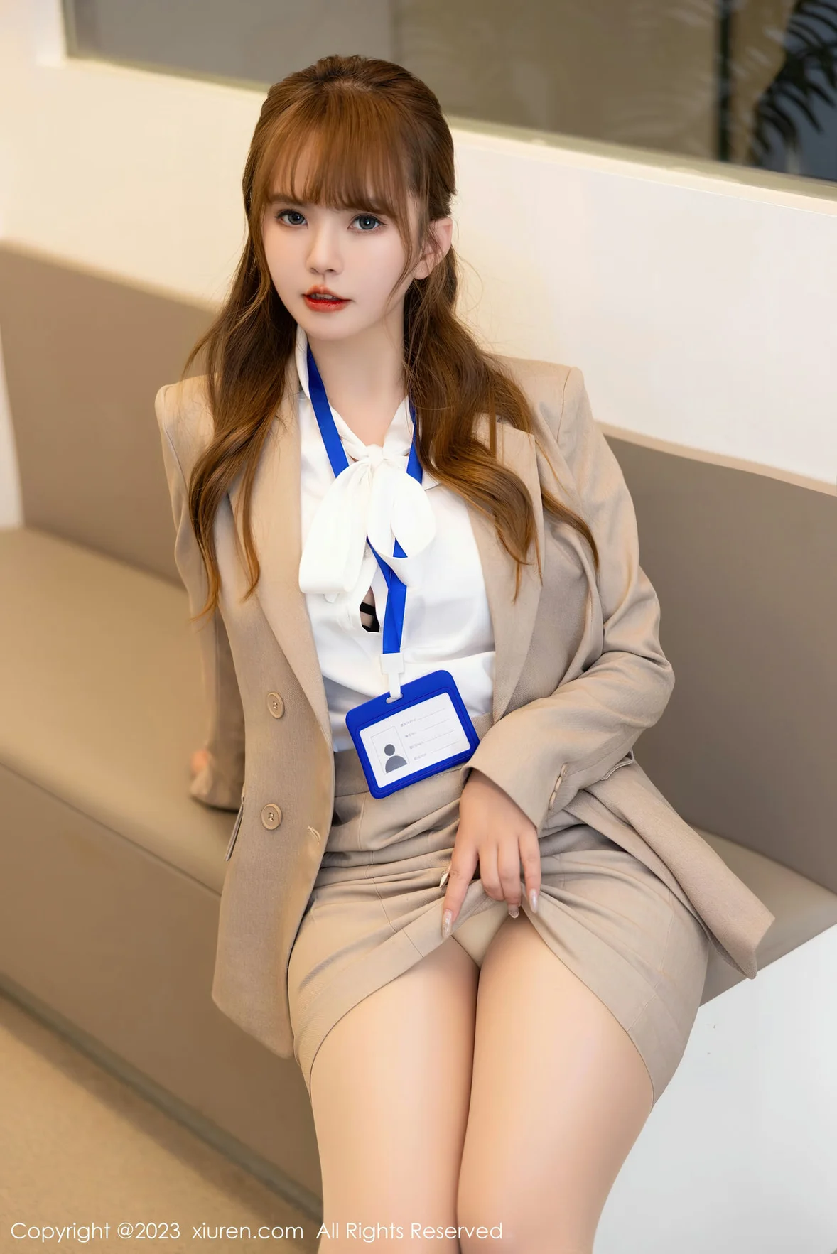 XiuRen 秀人 No.7073 张思允Nice Ol职业装性感写真 [90P]插图6