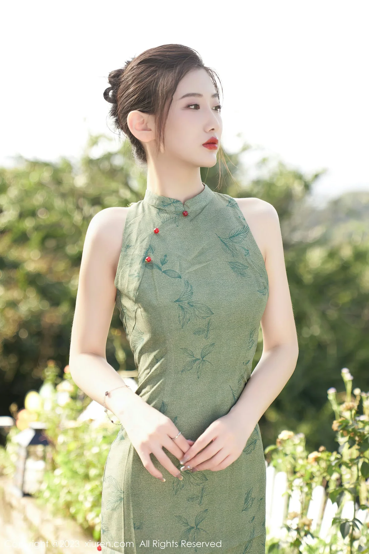 XiuRen 秀人 No.7181 沈青黛 翠绿色旗袍性感写真 [99P]插图6