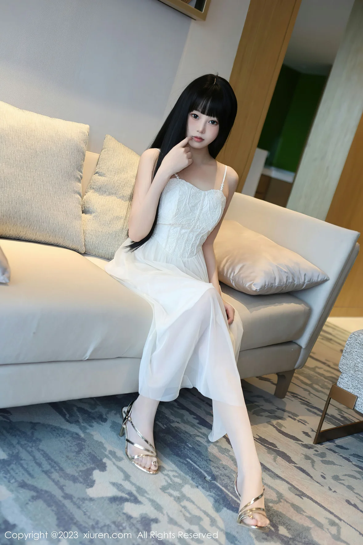 XiuRen 秀人 No.6828 早川京子 连衣长裙性感写真 [80P]插图1