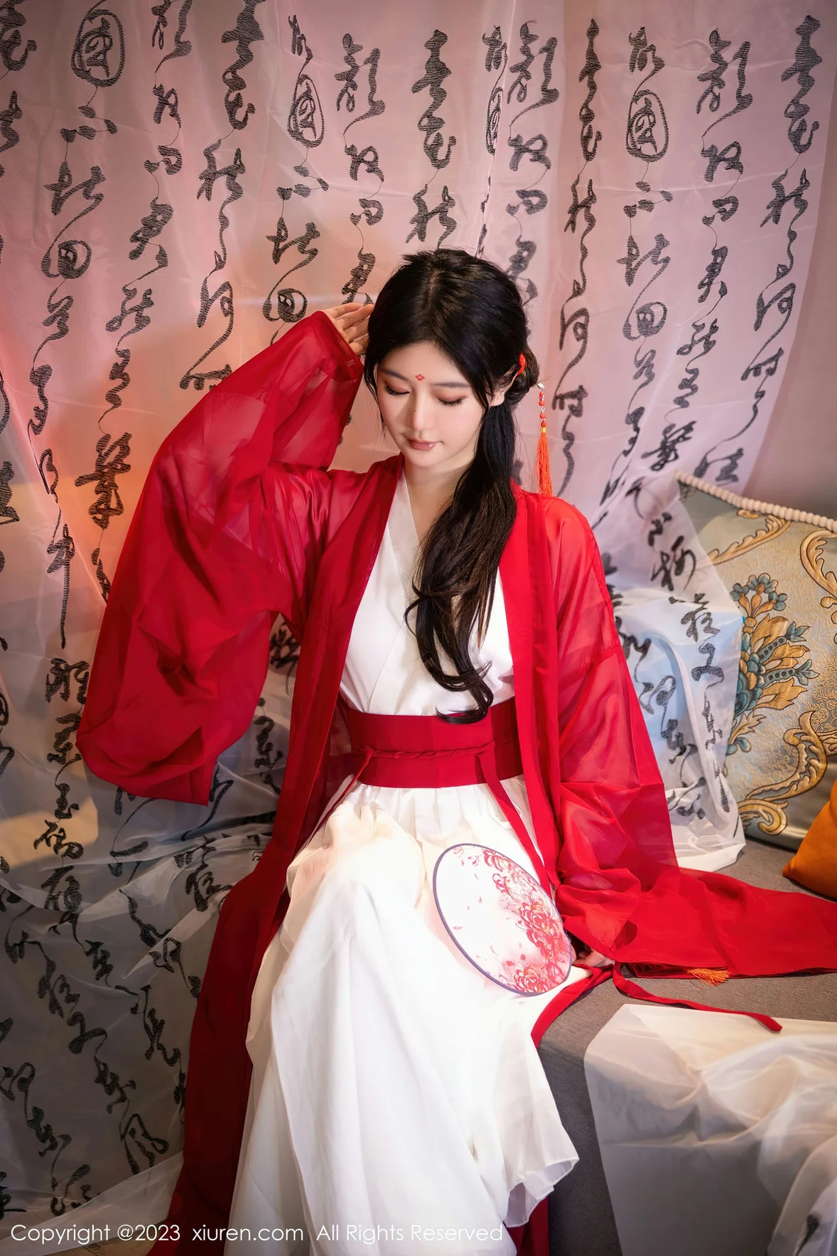 XiuRen 秀人 No.7192 幼幼 红色古装性感写真 [93P]插图