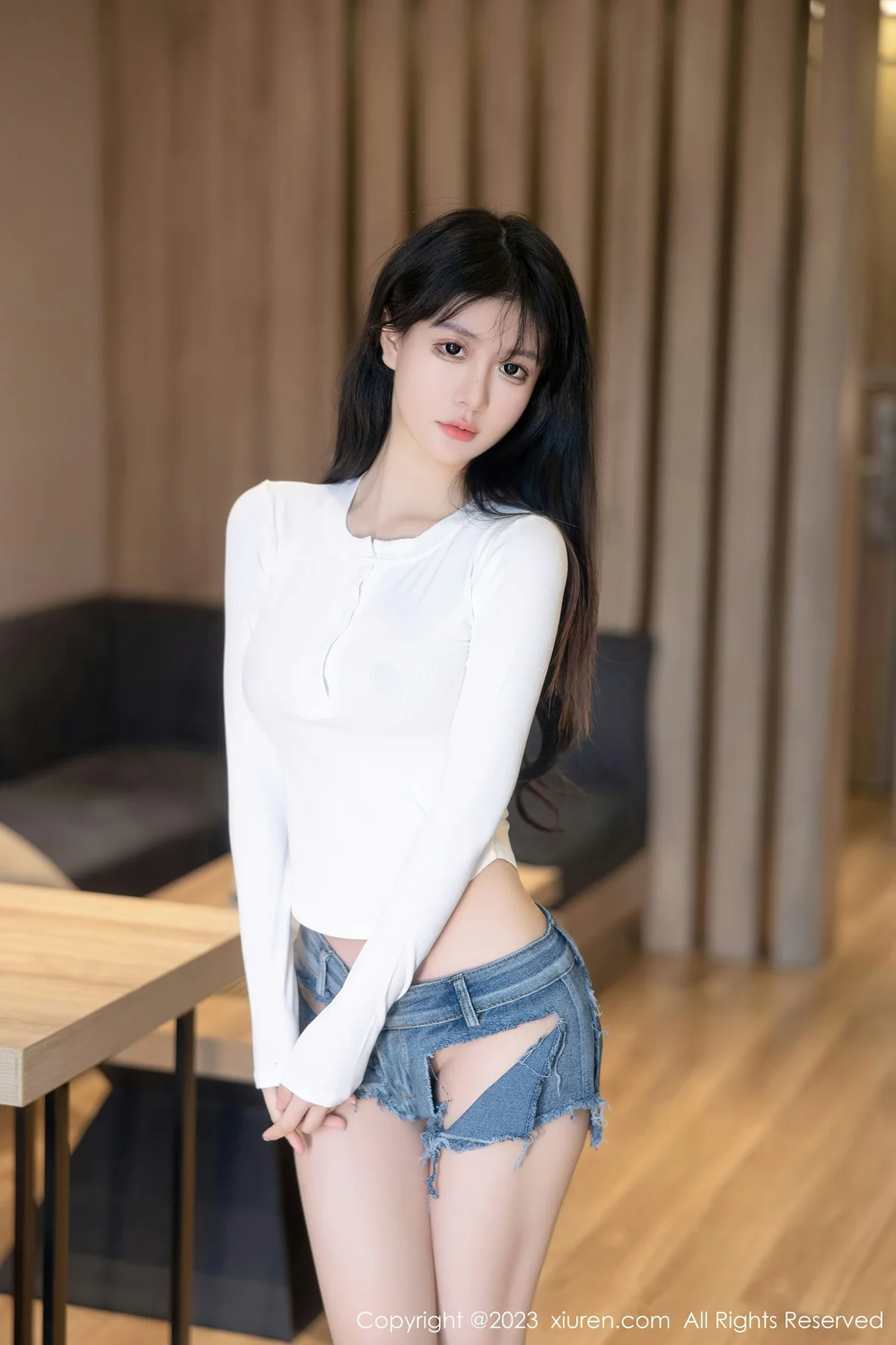 XiuRen 秀人 No.7010 幼幼 清纯少女性感写真 [89P]插图1