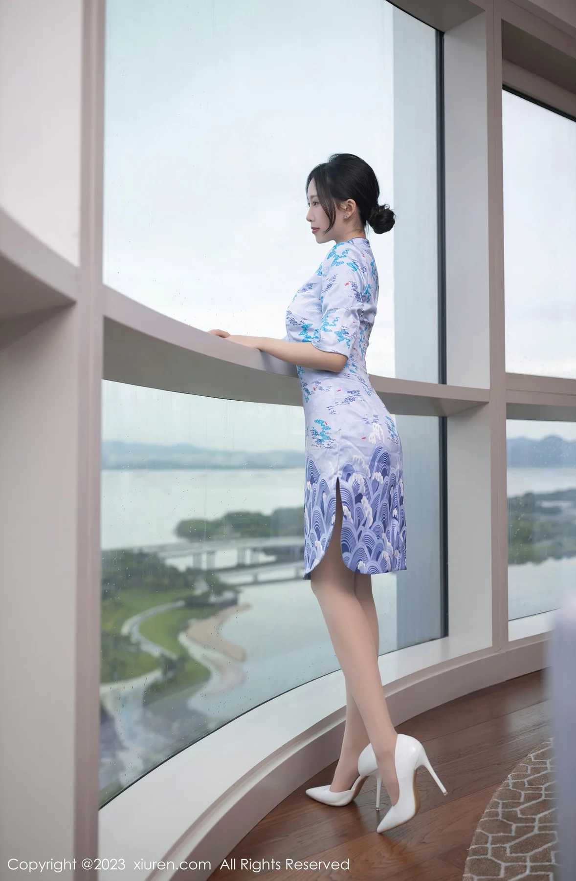 XiuRen 秀人 No.7101 利世 海航空姐性感写真 [76P]插图3