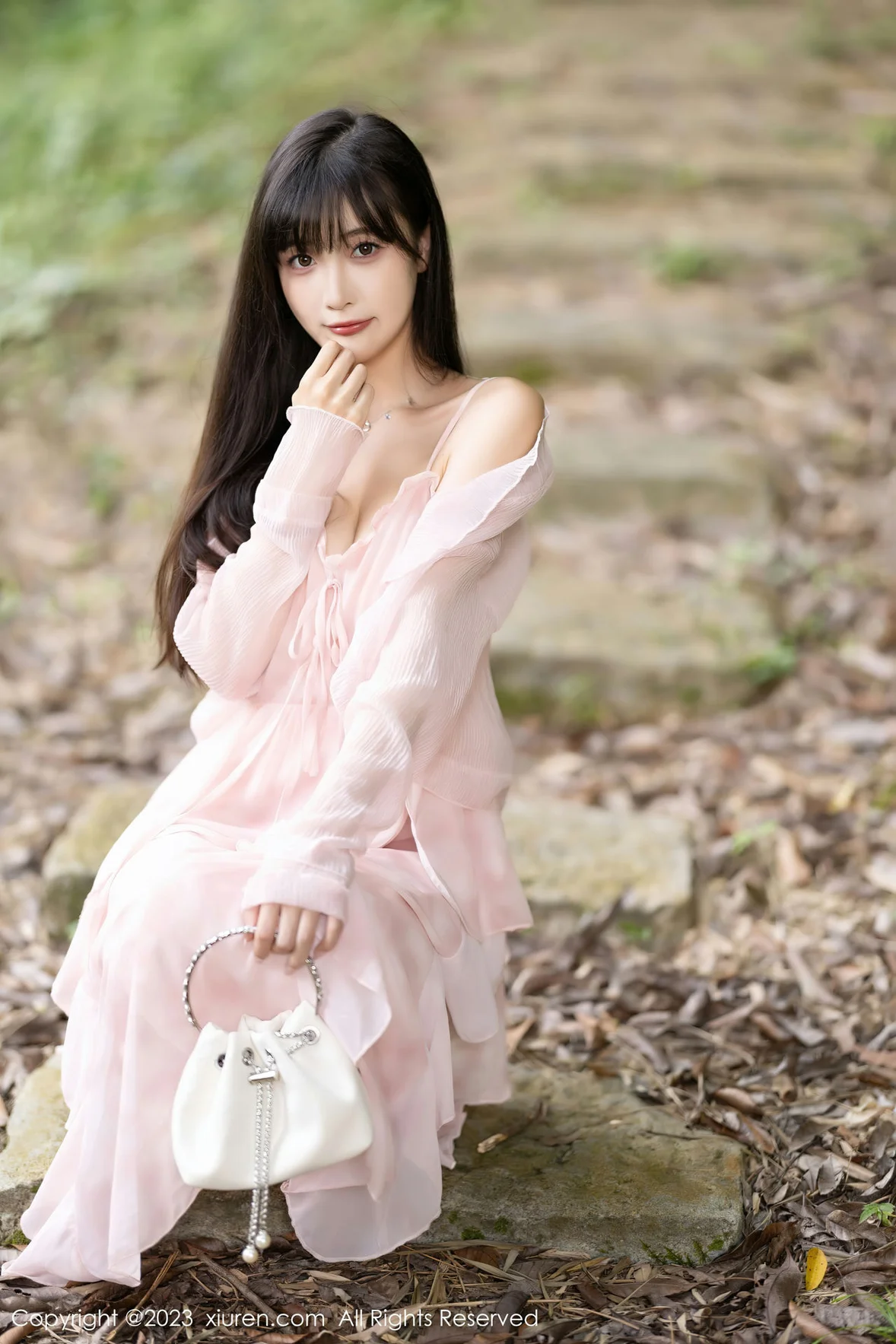 XiuRen 秀人 No.7263 林星阑 粉色丝袜安吉旅拍 [84P]插图4