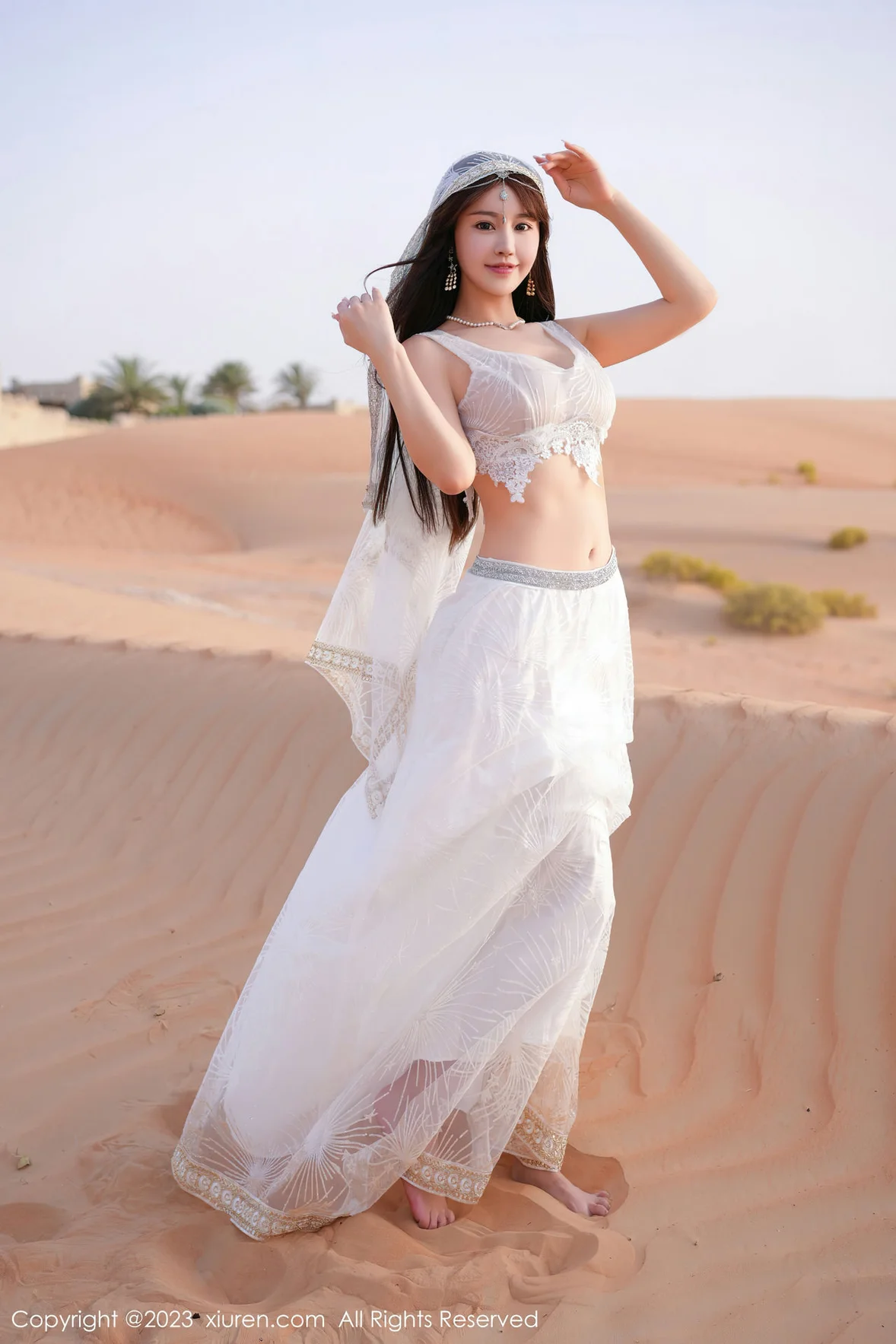 XiuRen 秀人 No.7220 朱可儿Flora 白色长裙迪拜旅拍 [80P]插图1