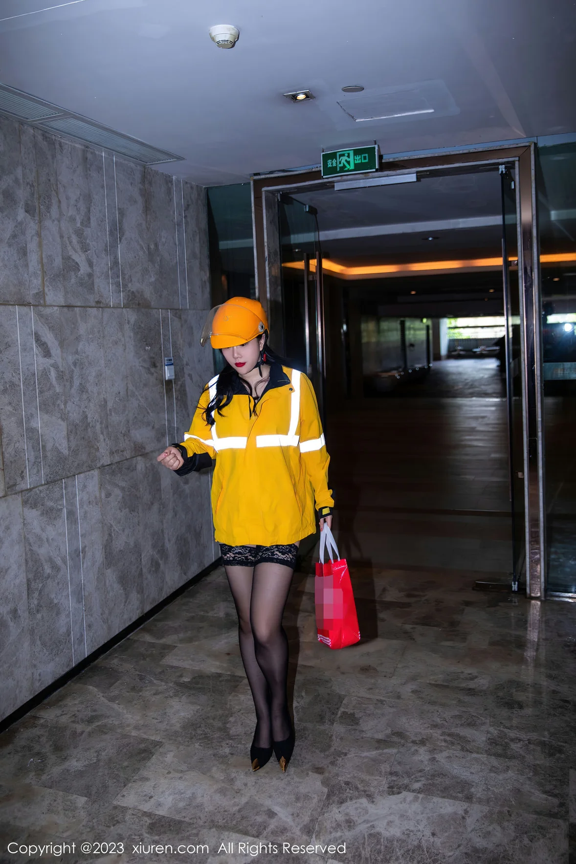 XiuRen 秀人 No.7093 王婉悠Queen 外卖员装扮性感写真 [92P]插图7