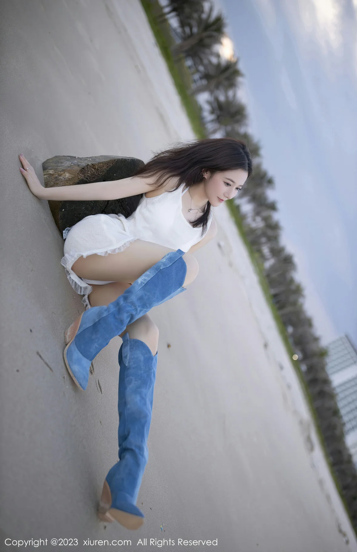 XiuRen 秀人 No.6852 鱼子酱Fish 白色比基尼巴厘岛旅拍1 [81P]插图6