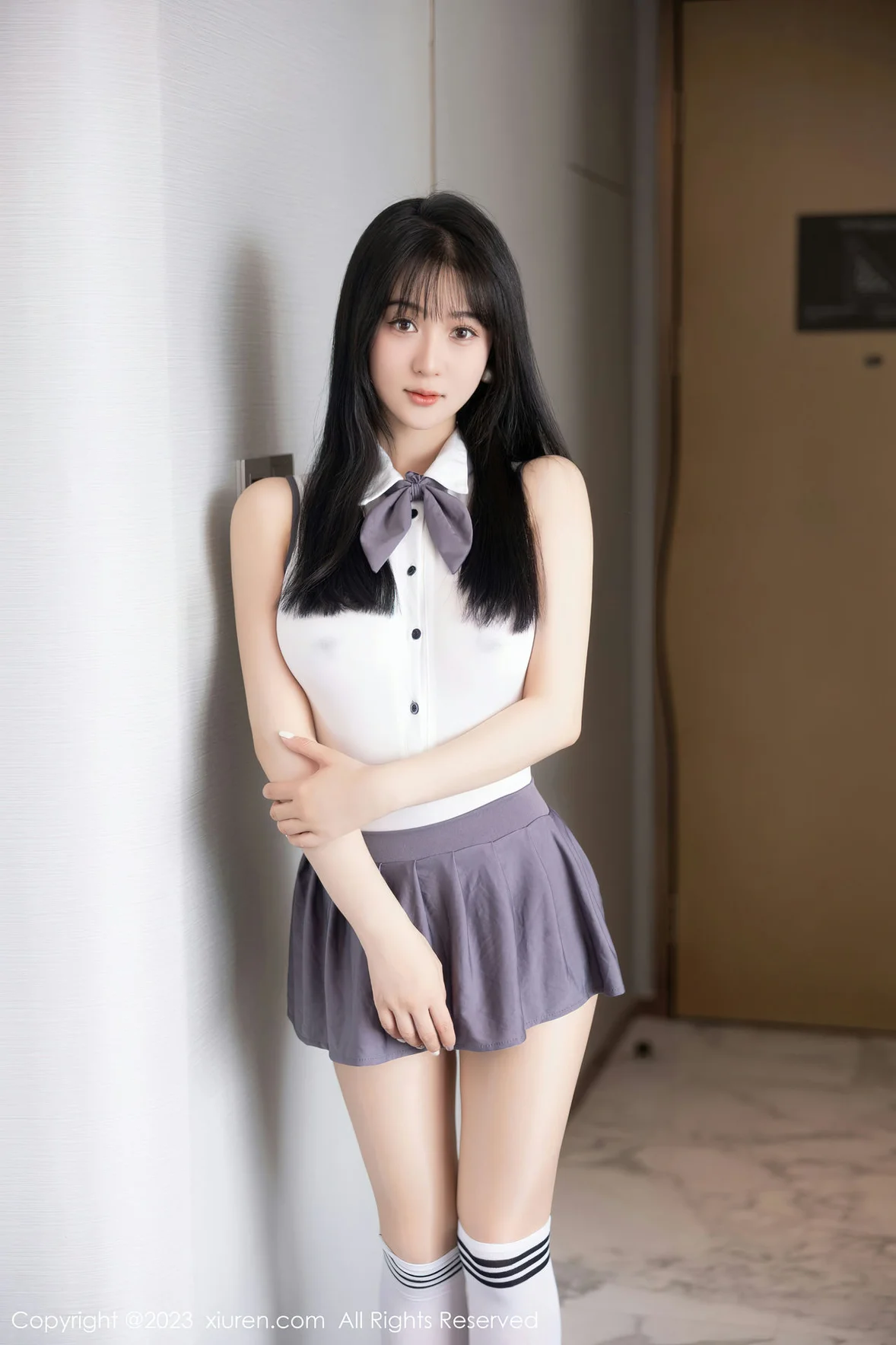 XiuRen 秀人 No.6818 柚琪Rich 轻透高开叉性感写真 [99P]插图3