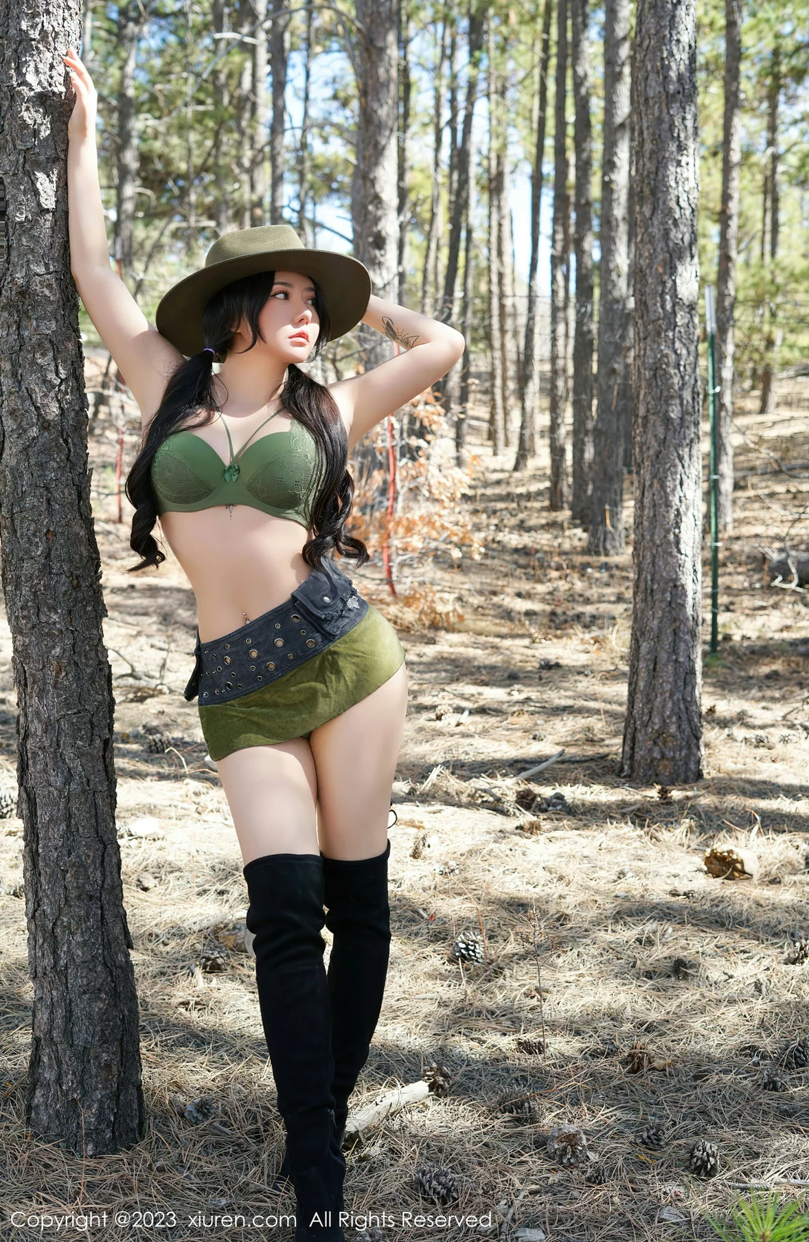 XiuRen 秀人 No.6902 Manuela玛鲁娜 牛仔户外场景性感写真 [59P]插图6