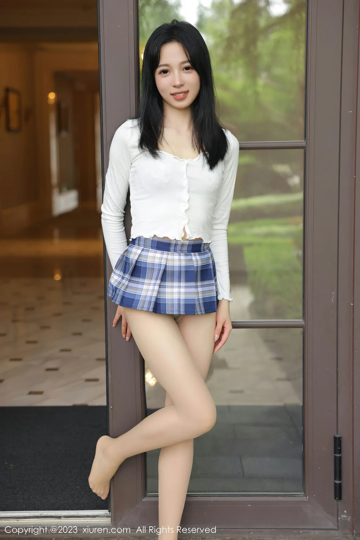 XiuRen 秀人 No.6942 糖豆sisi 轻透内衣新人第二套写真 [60P]插图3