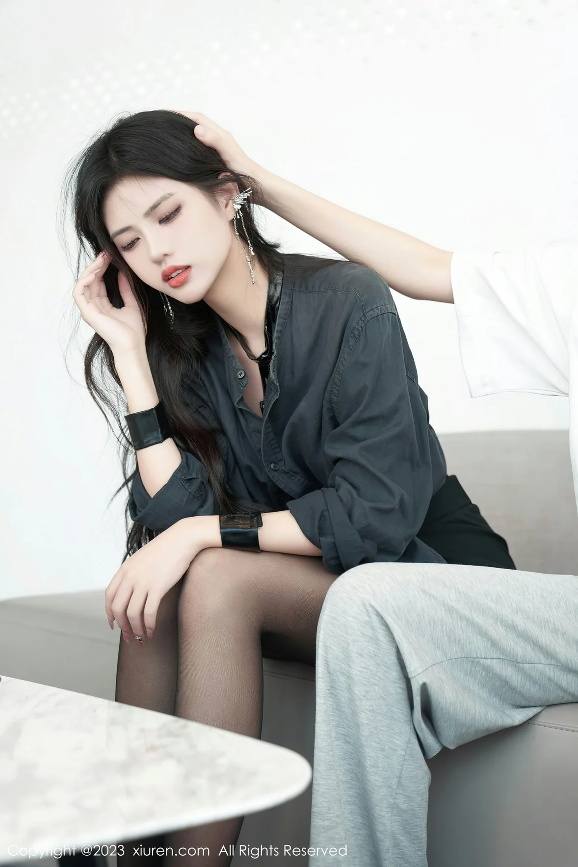 XiuRen 秀人 No.7100 浅浅Danny 黑色情趣性感写真 [85P]插图1