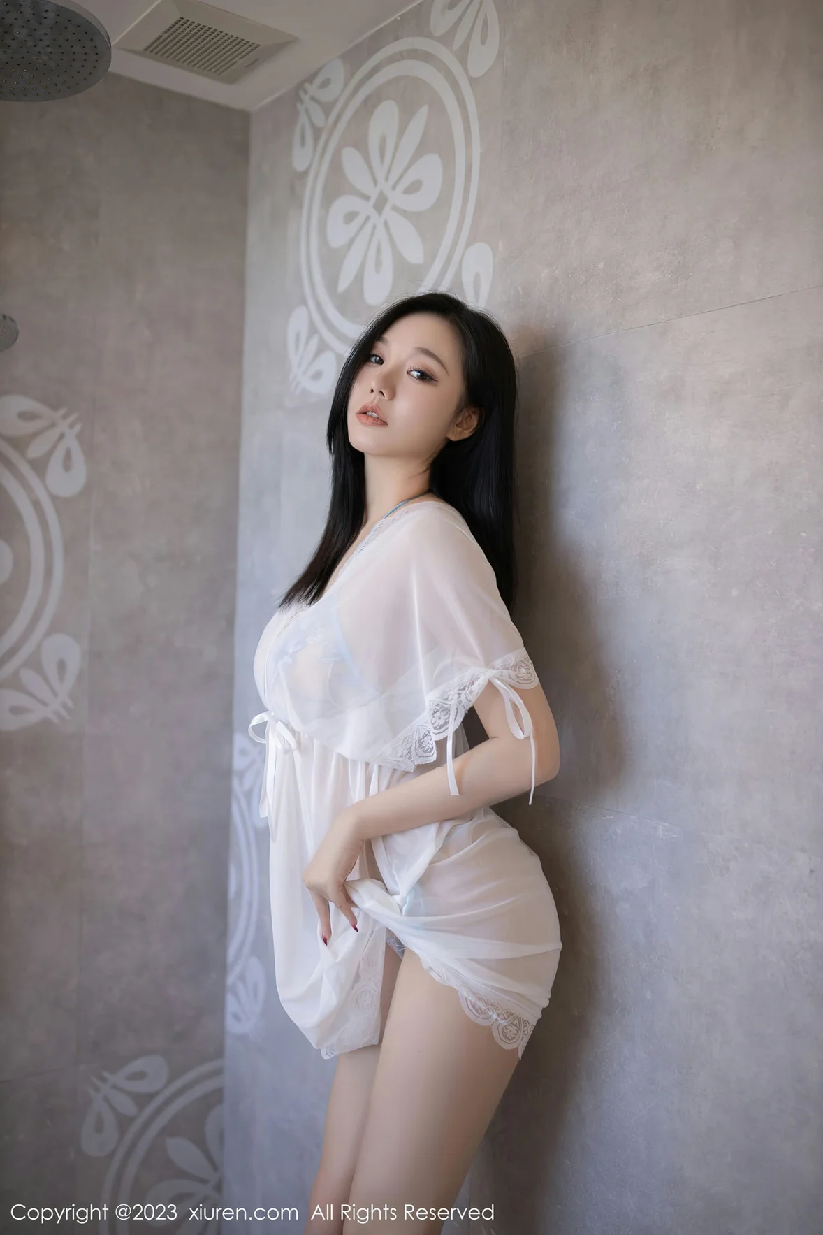 XiuRen 秀人 No.6827 安然anran 蕾丝内衣浴室场景十二月旅拍 [80P]插图2