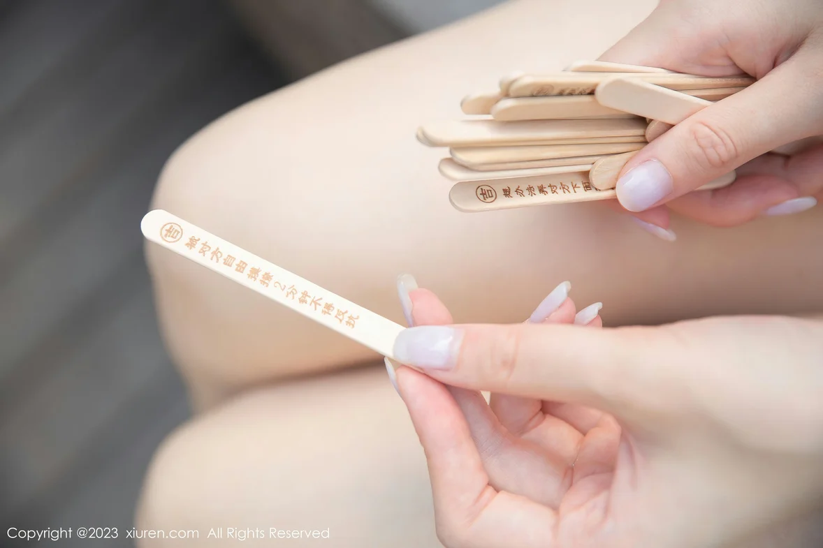 XiuRen 秀人 No.7221 是小逗逗 抽签小游戏主题性感写真 [80P]插图1