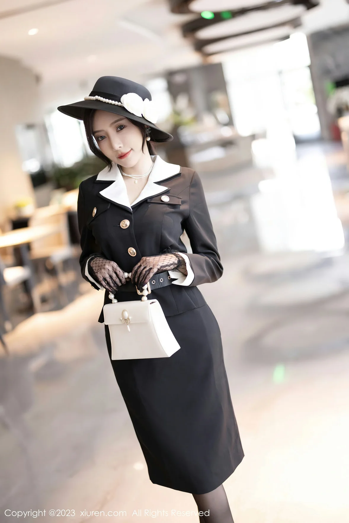 XiuRen 秀人 No.7048 王馨瑶yanni 气质高跟黑丝 [82P]插图1