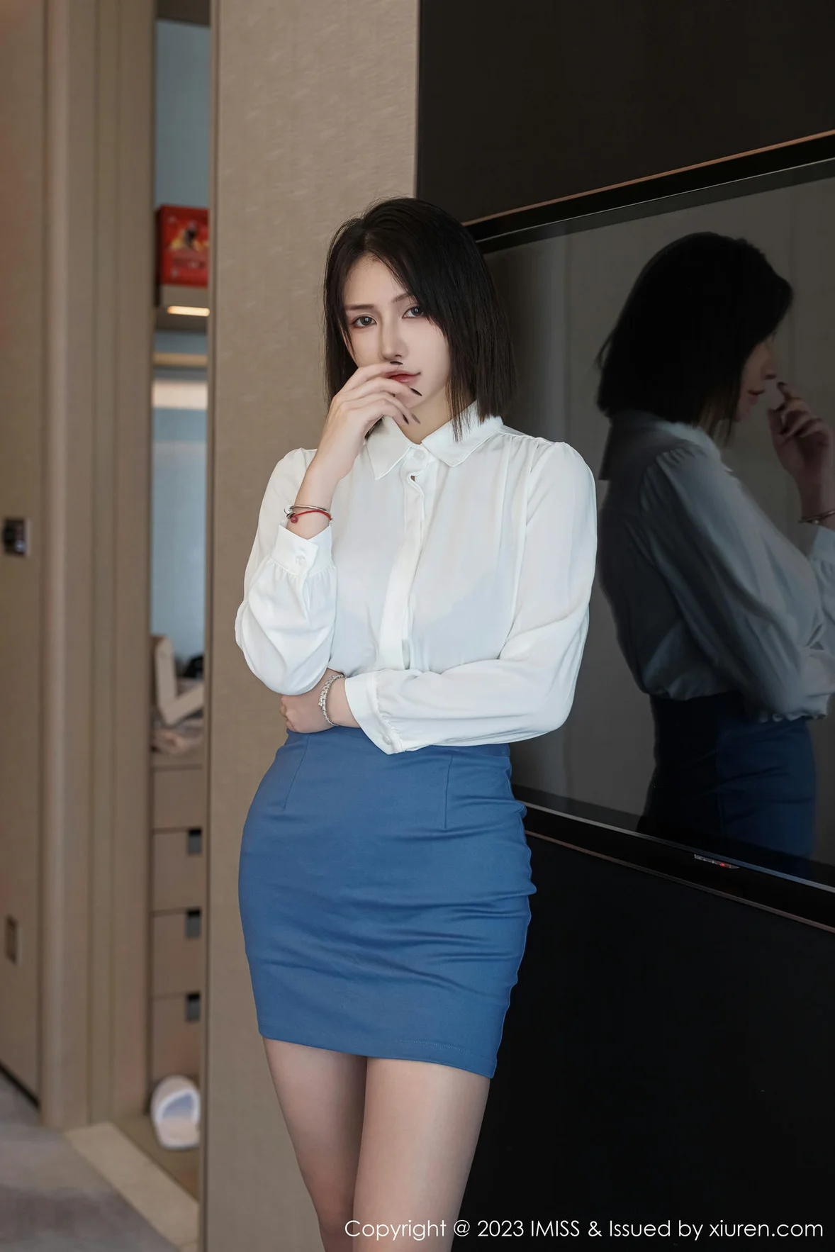 爱蜜社 Vol.737 Evon陈赞之 黑色蕾丝内衣最新性感写真 [59P]插图1