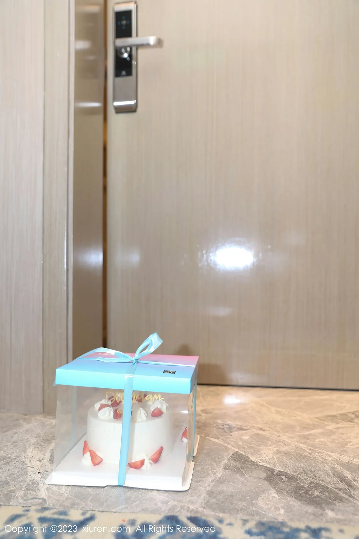 秀人网 No.7366 江真真 粉白色围裙性感写真 [84P]插图