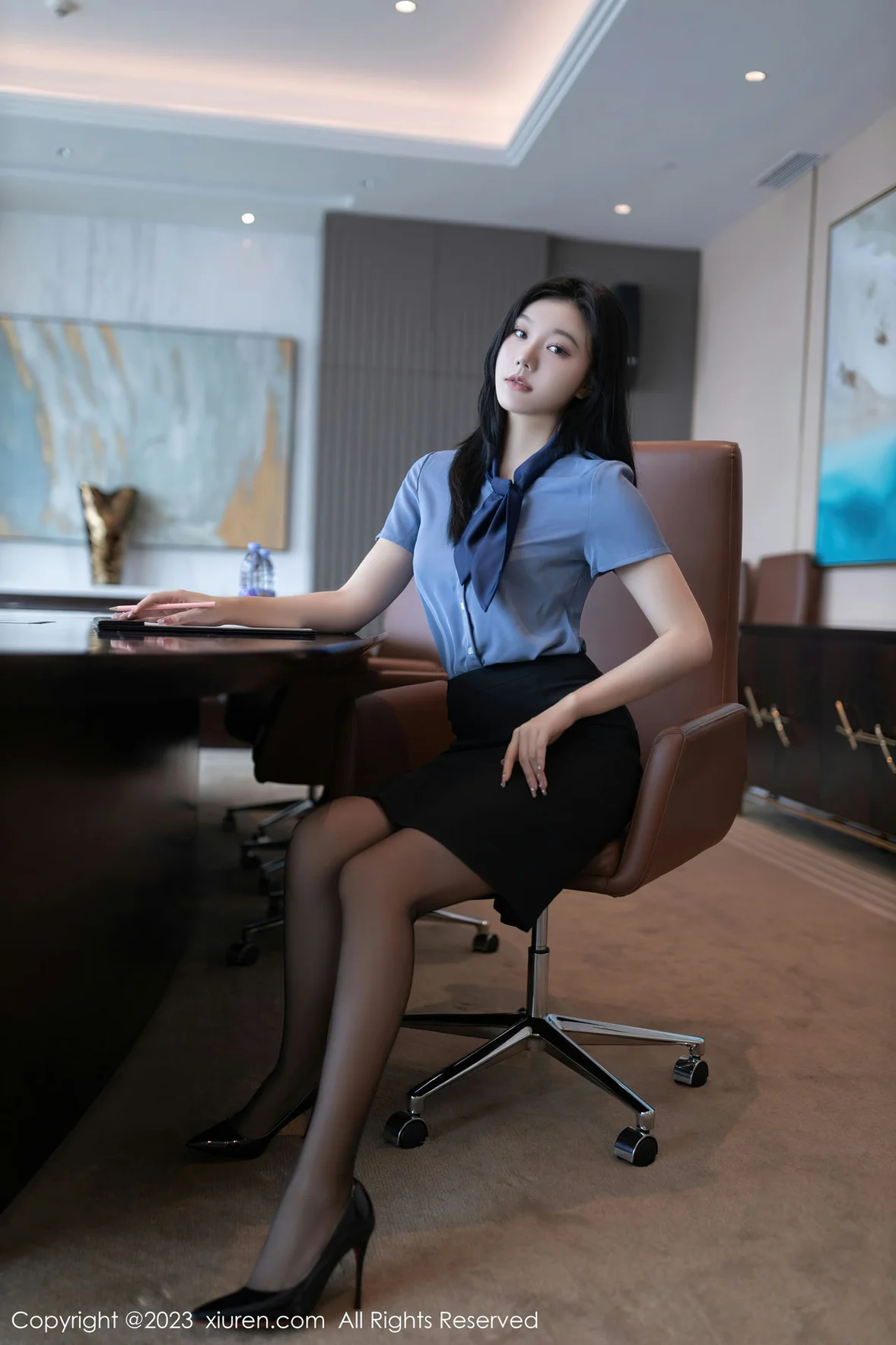 秀人网 No.7409 安然anran OL职员性感写真 [80P]插图3