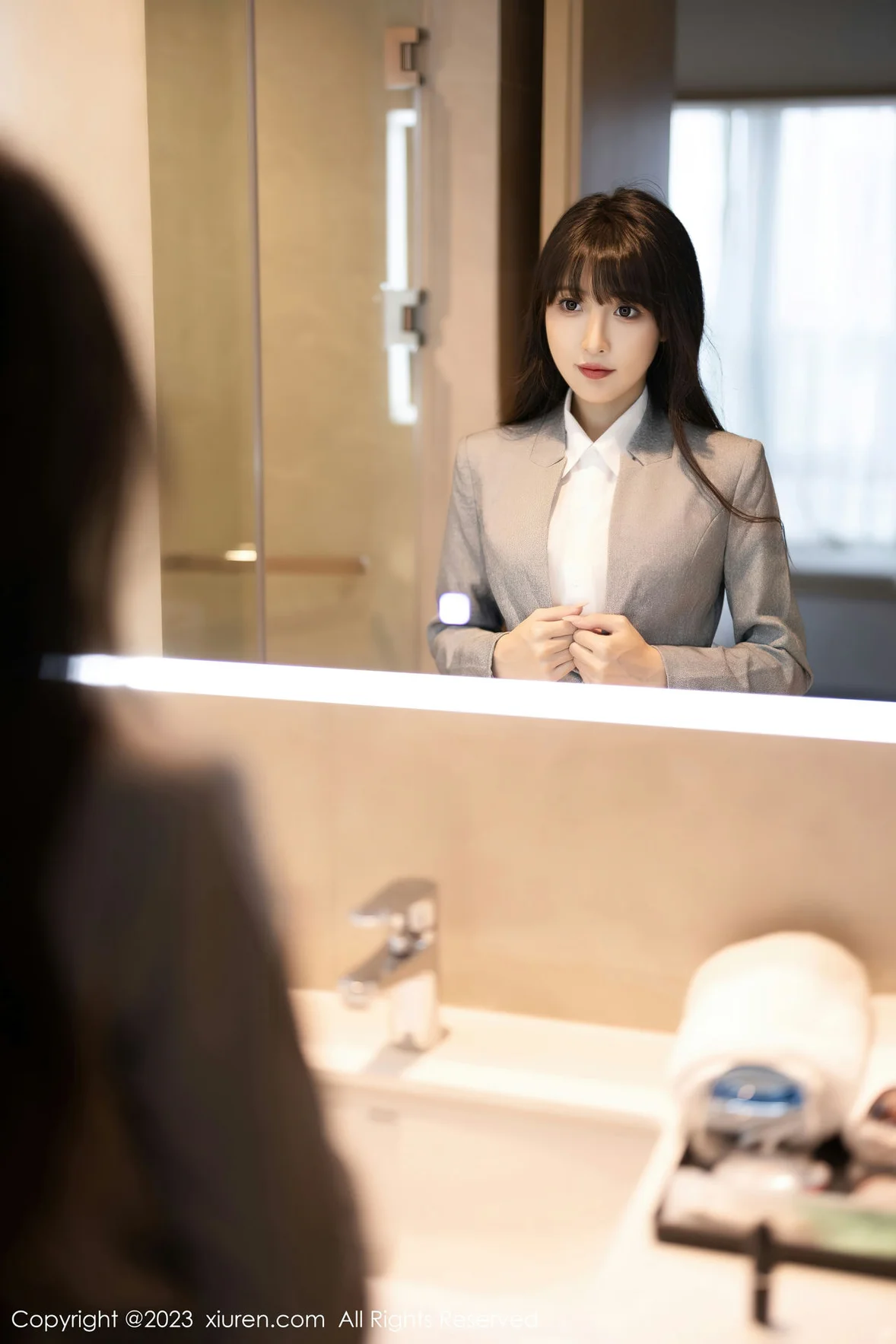 秀人网 No.7422 林星阑 OL职场安吉旅拍 [86P]插图2