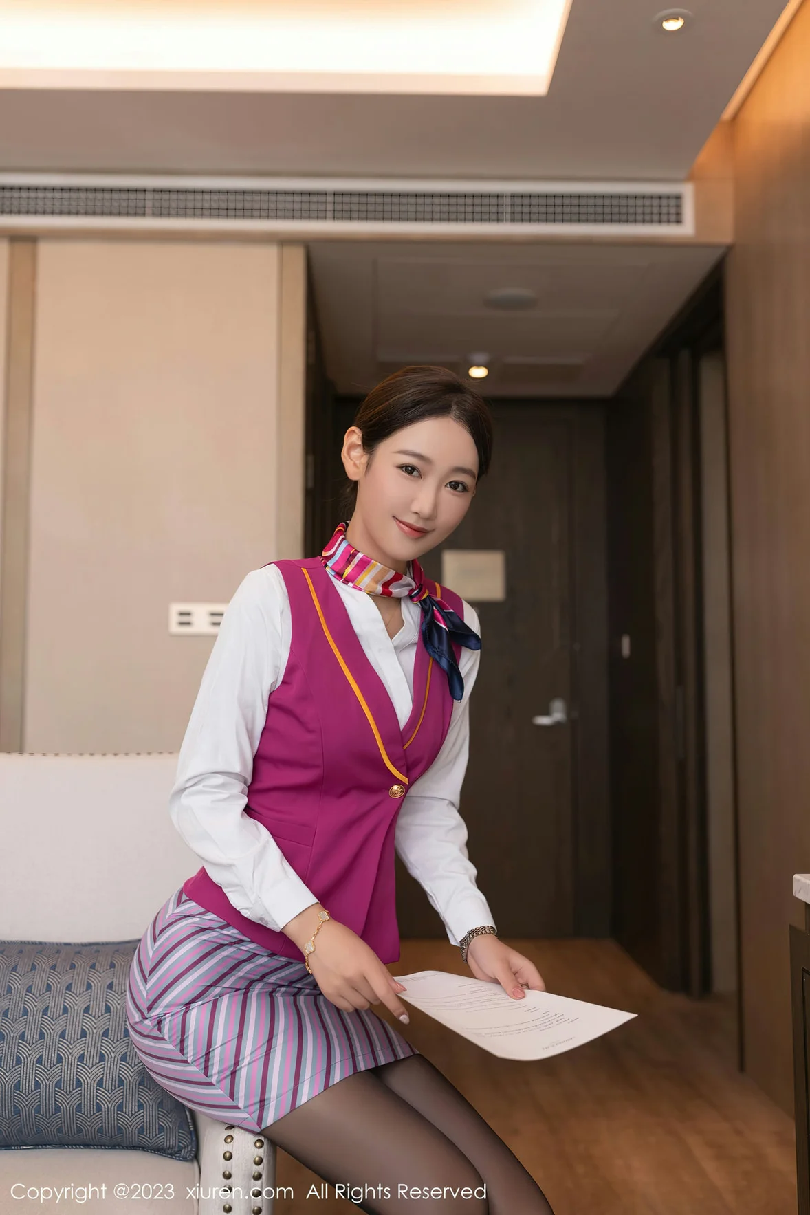秀人网 No.7405 唐安琪 空姐制服诱惑珠三角旅拍 [78P]插图1