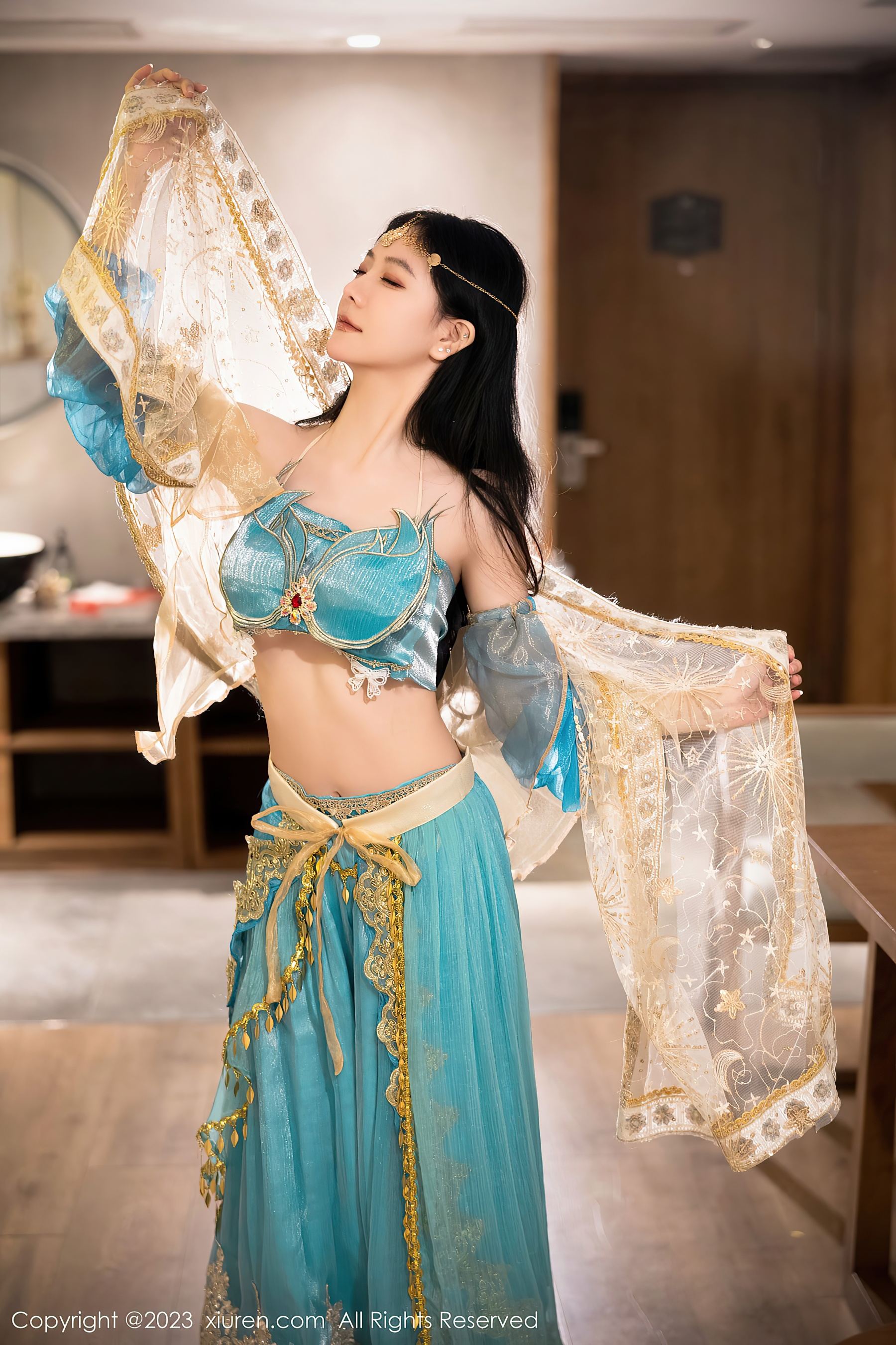 XiuRen 秀人 No.7469 幼幼 西域舞娘美腿插图2