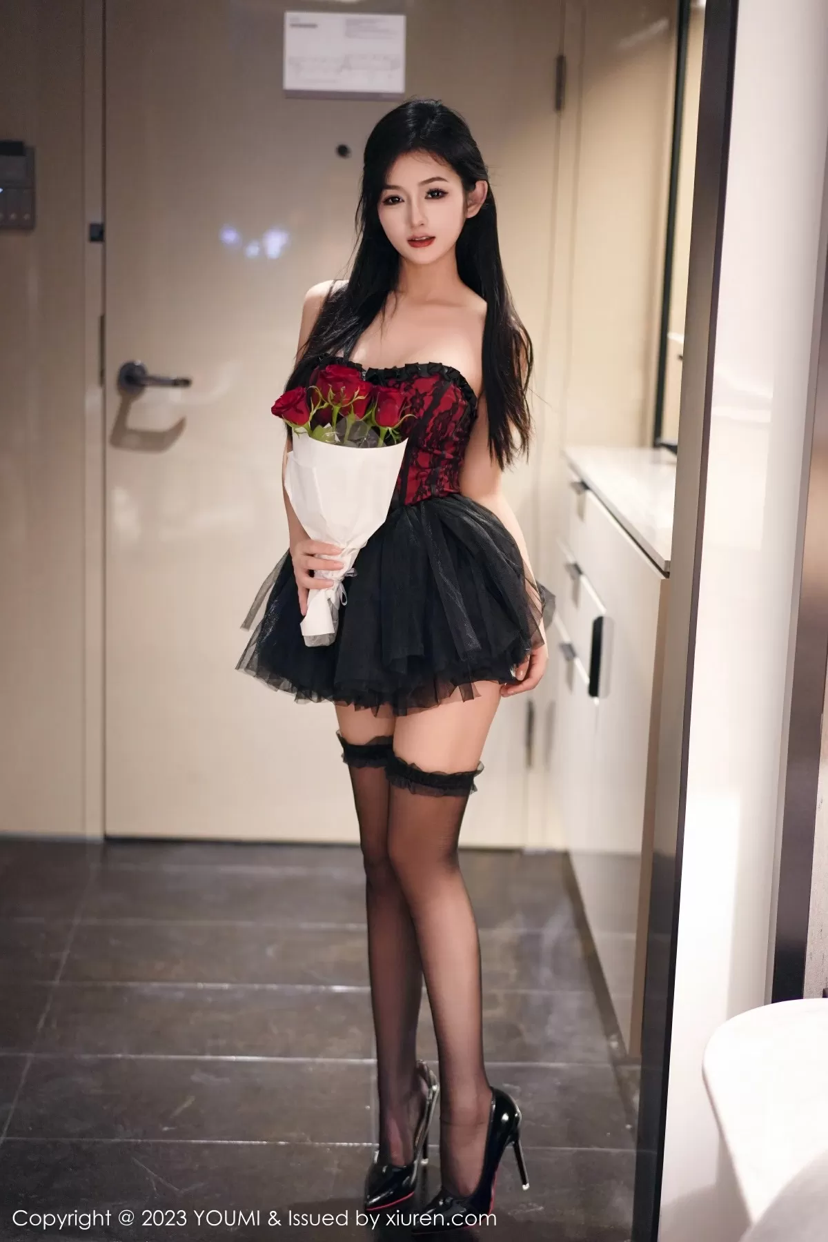 尤蜜荟 VOL.991 谭小灵 [74P]插图1