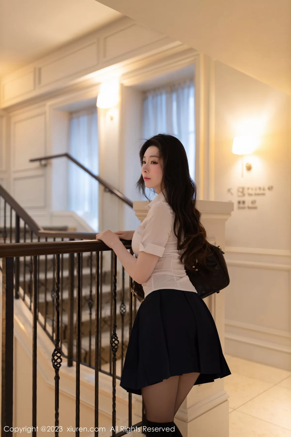  Xiuren 秀人 No.7674 小逗逗 [80P]第1张