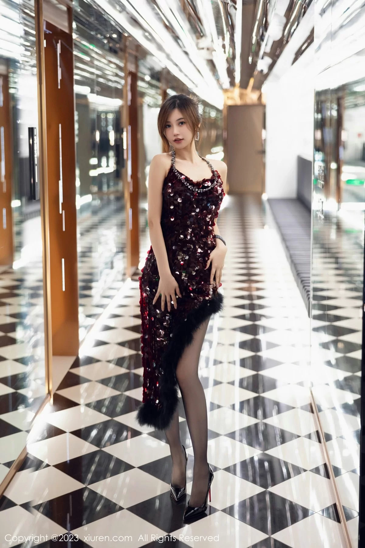  Xiuren 秀人 No.7679 绮里嘉ula [98P]第2张