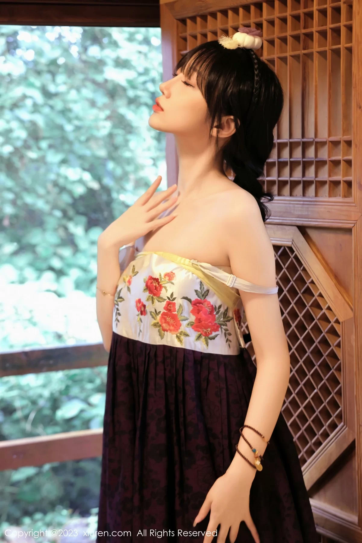  Xiuren 秀人 No.7677 玥儿玥er [66P]第6张