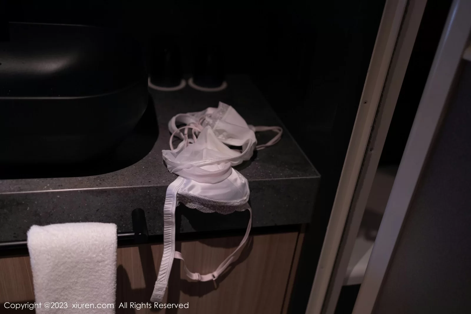  Xiuren 秀人 No.7681 鱼子酱Fish [81P]第15张