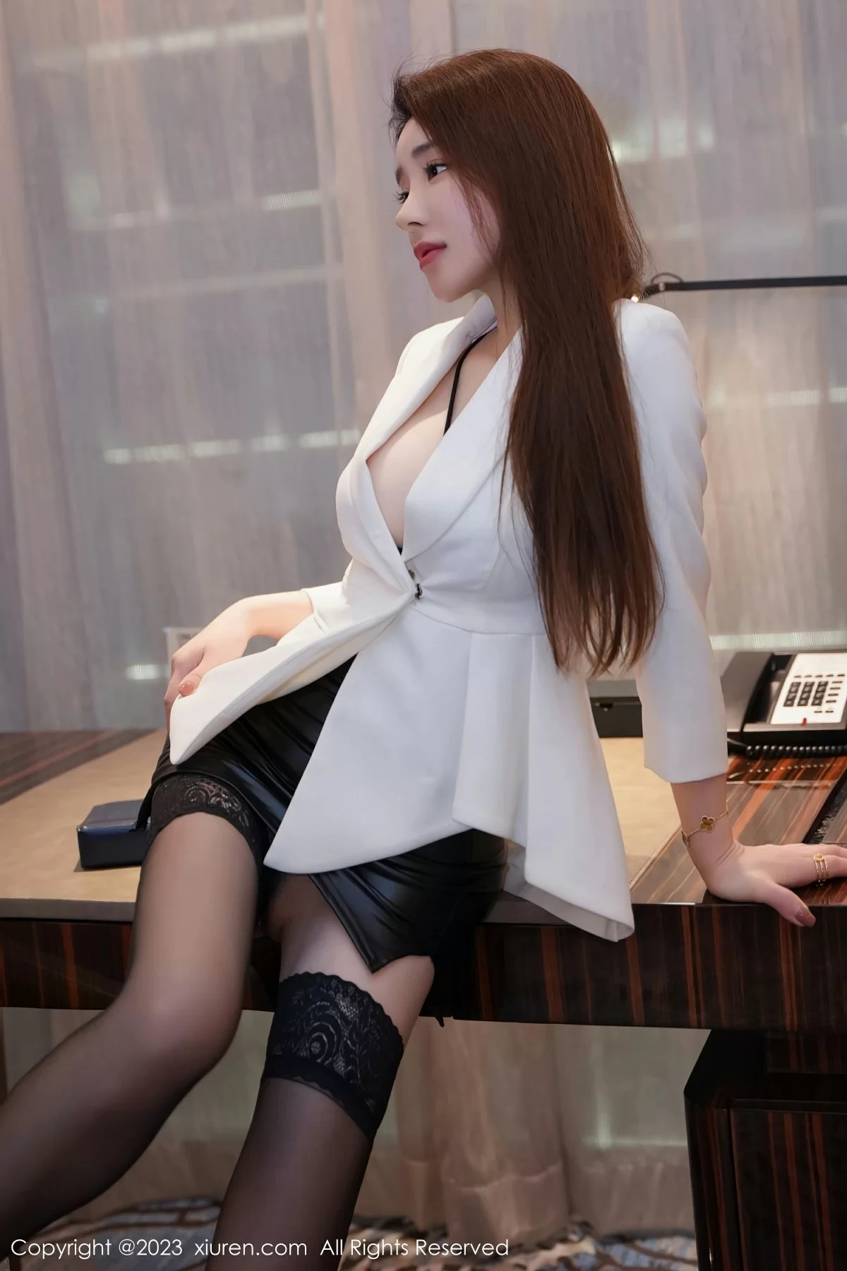  Xiuren 秀人 No.7693 雨儿baby [69P]第2张