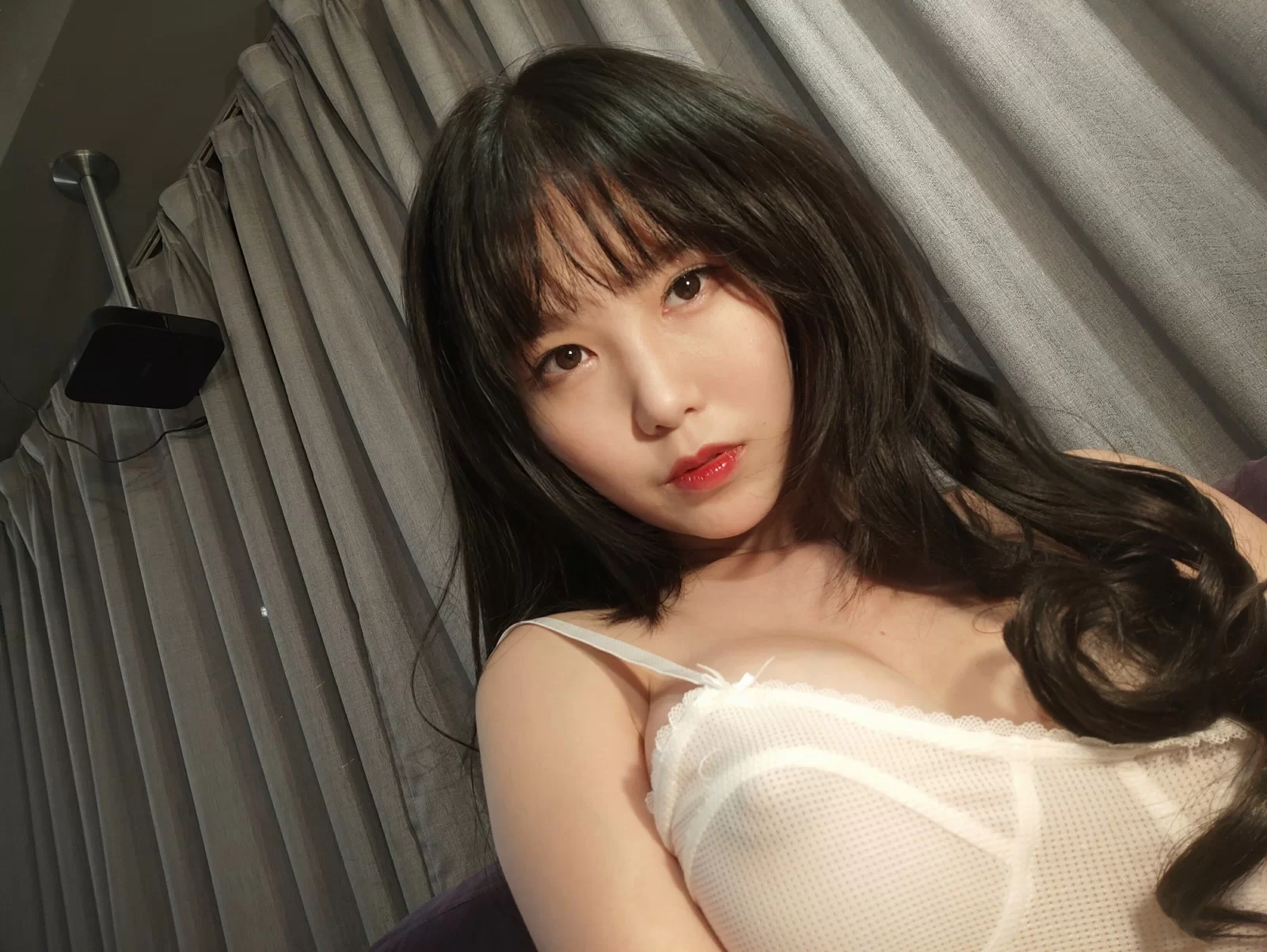 抖娘-利世 – 定制透视吊带自拍 [20P]插图6