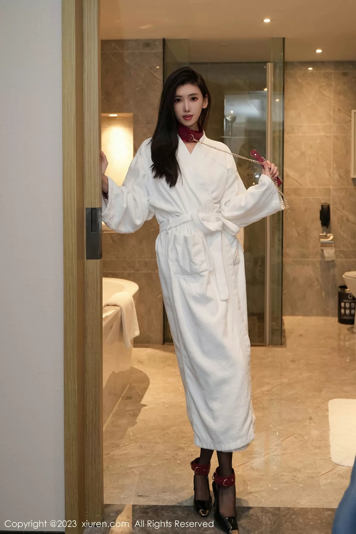  XiuRen 秀人 No.7783 章芃芃 [66P]第3张