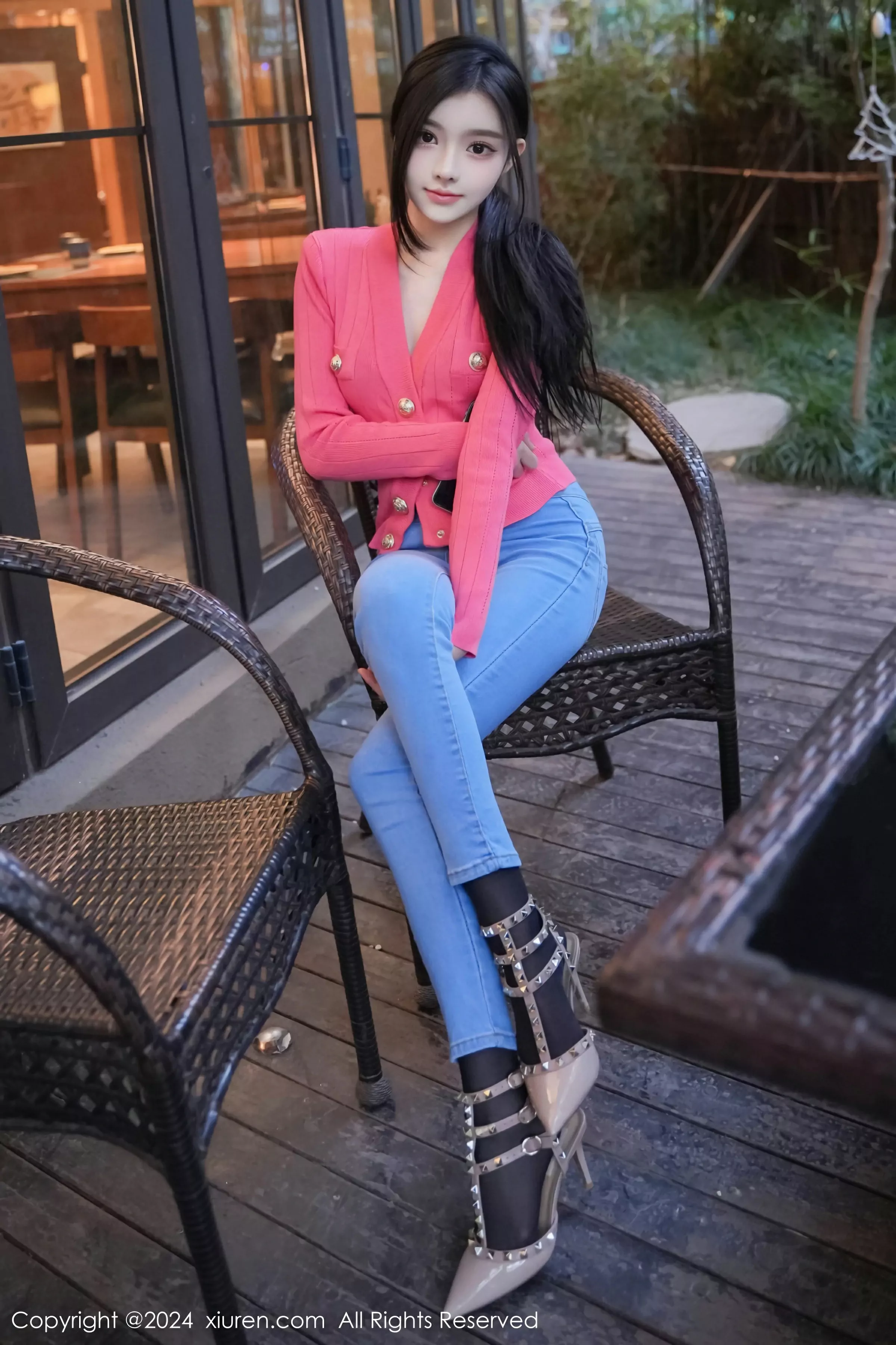 XiuRen 秀人 No.8091 龙雪儿 新人模特 [69P]插图1