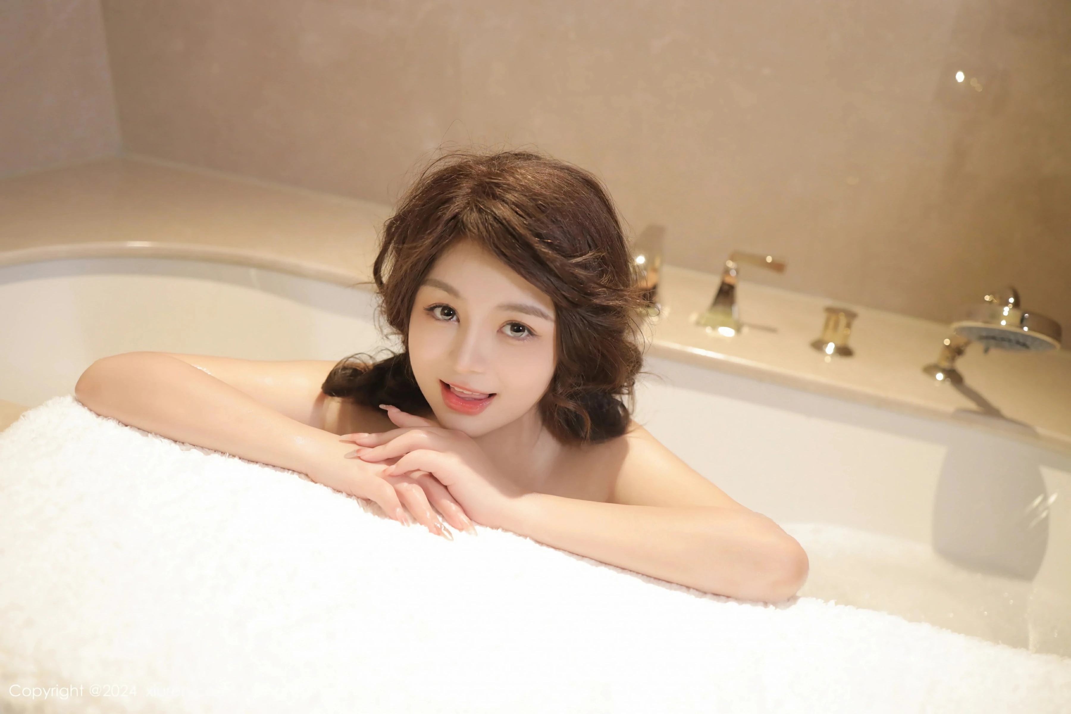 XiuRen 秀人 No.8323 沈思怡 [54P]插图2