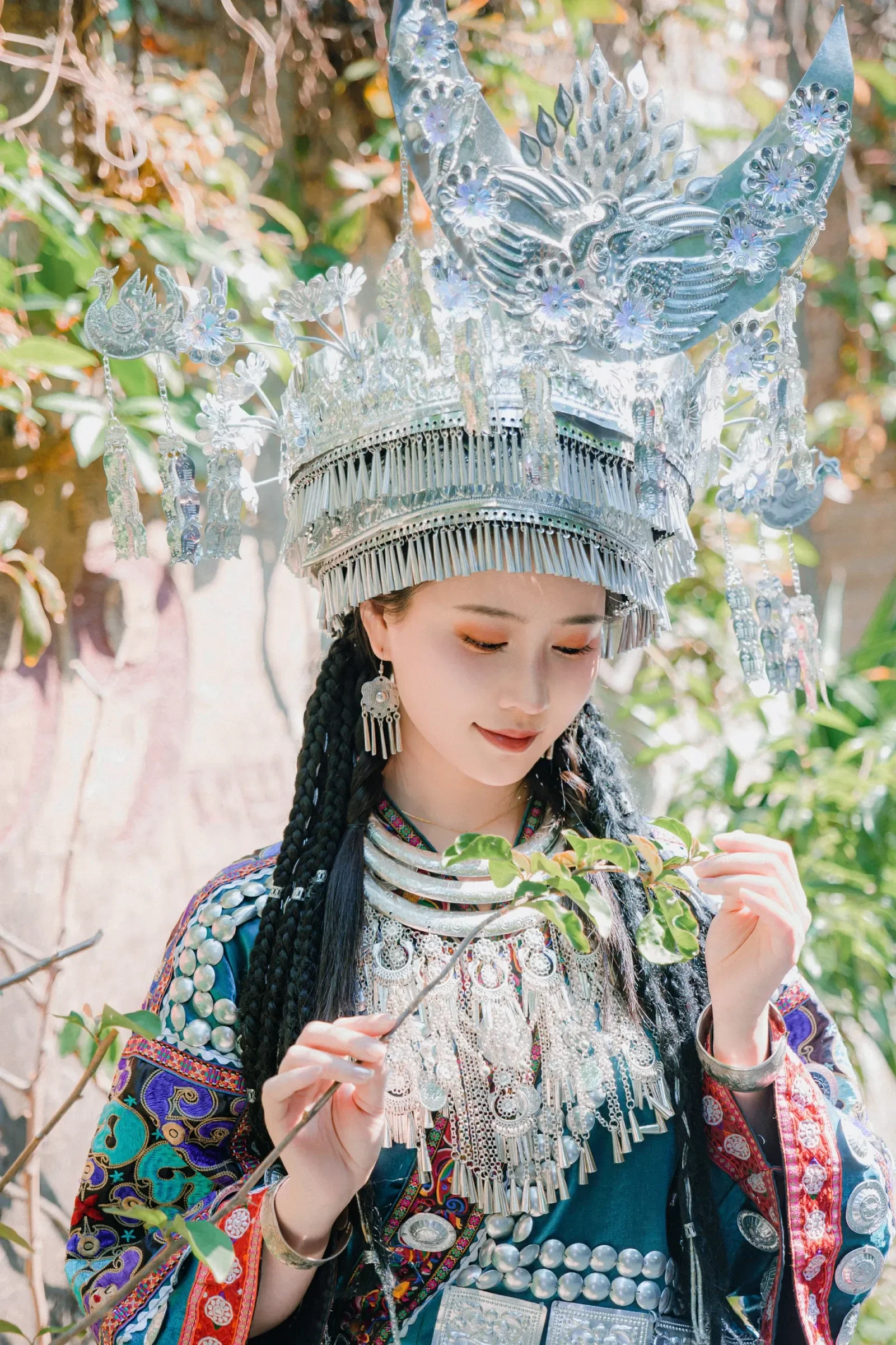 年年Nnian – 苗疆少女 [50P]插图1