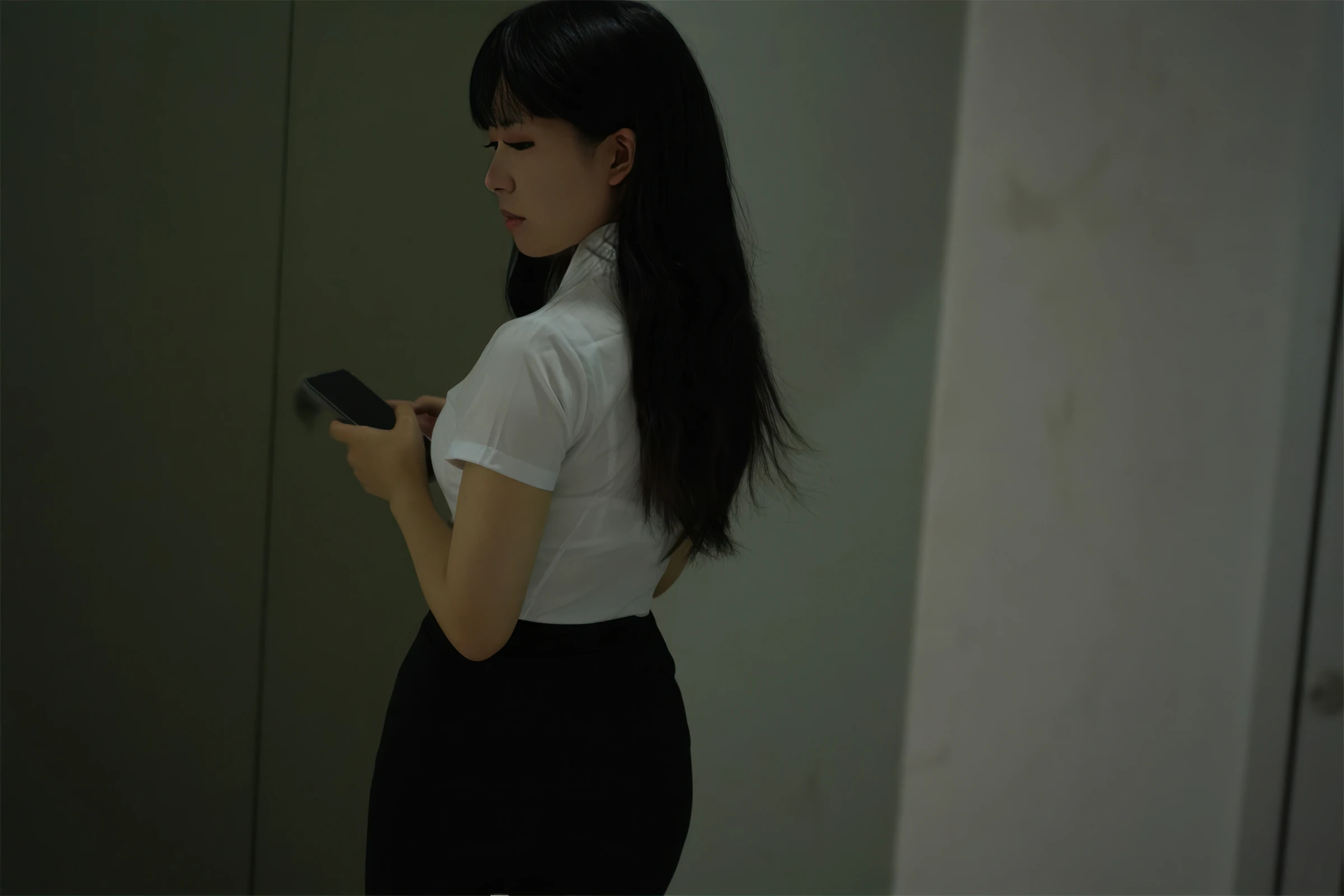 虎森森 – 下班后的OL [70P]插图3