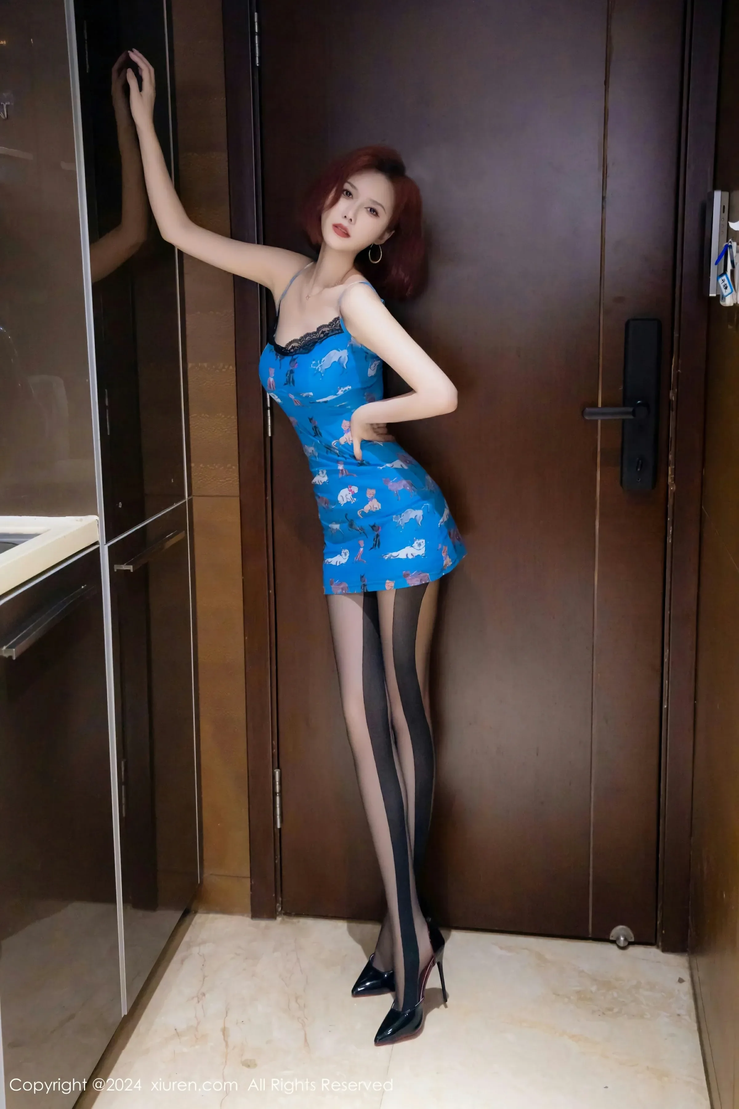 XiuRen 秀人 No.8608 新人模特 白芷yy [85P]插图1