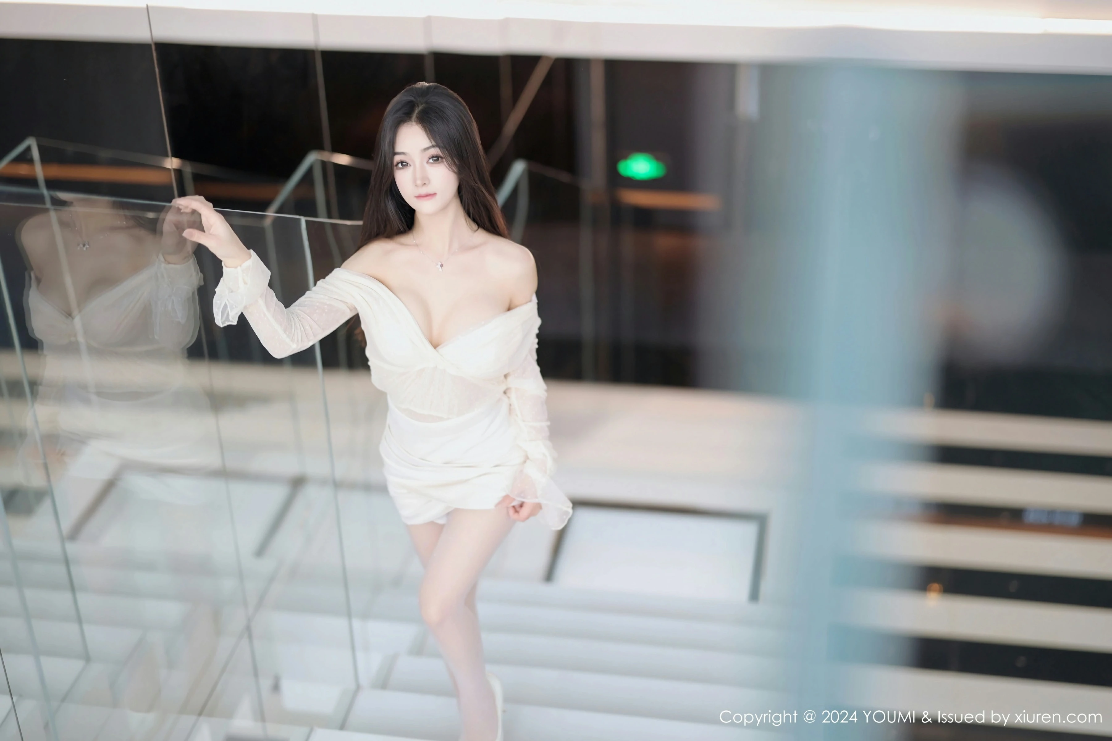 尤蜜荟 VOL.1072 谭小灵 [96P]插图3