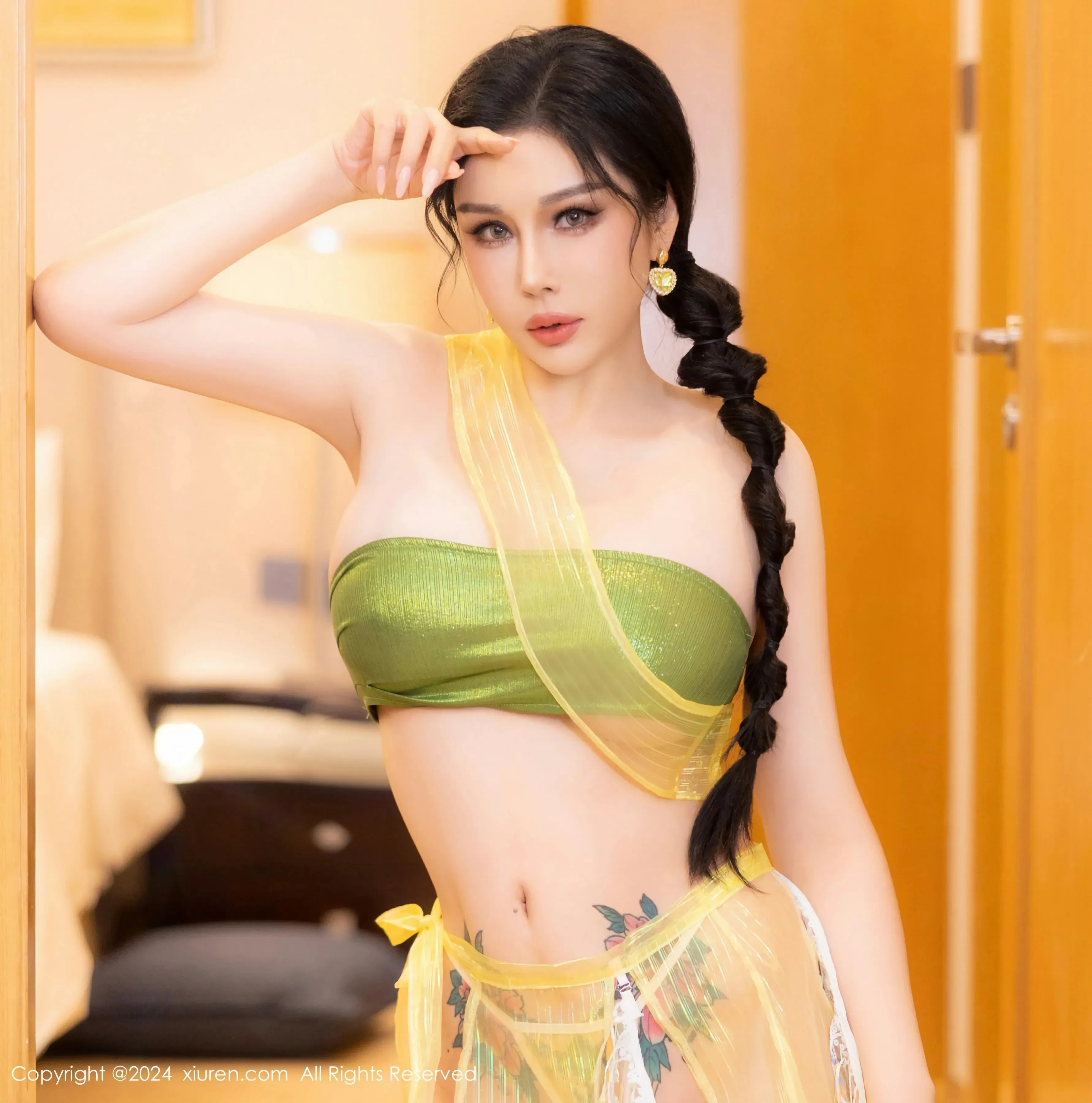 XiuRen 秀人 No.8913 田冰冰 [55P]插图1