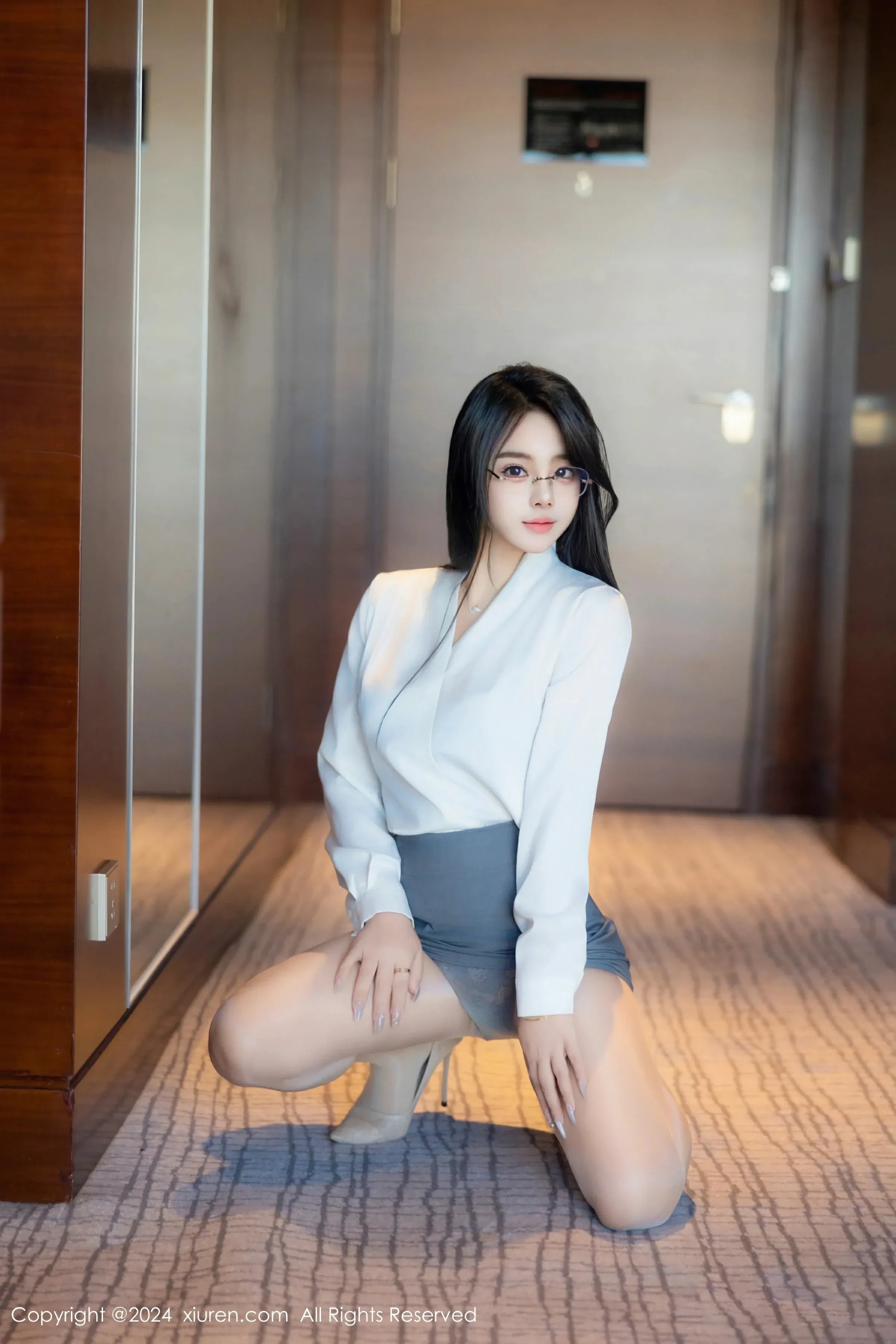 XiuRen 秀人 No.8989 麦田 新人模特 [83P]插图6